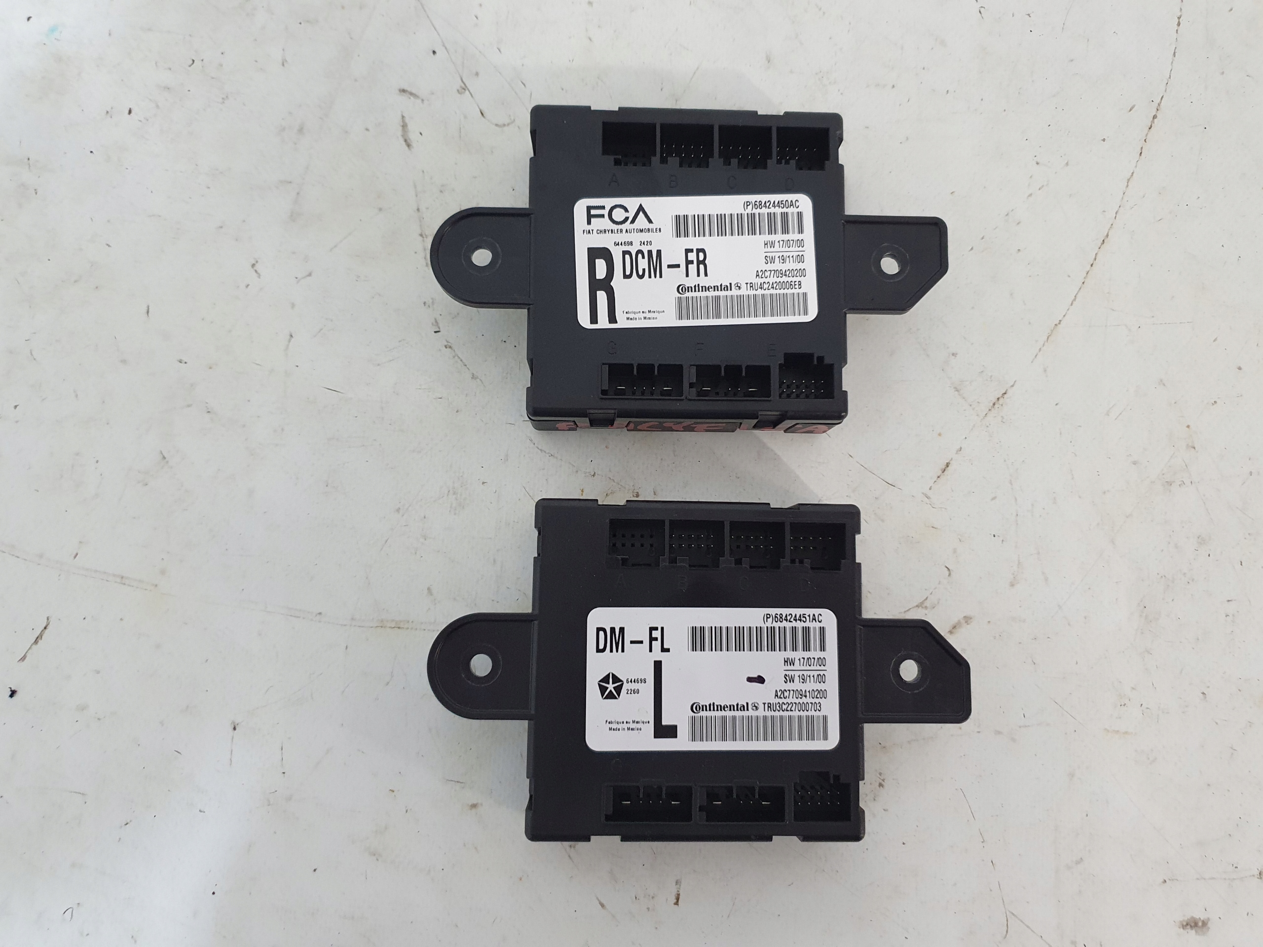 CHRYSLER PACIFICA II 16- control unit module door left right front