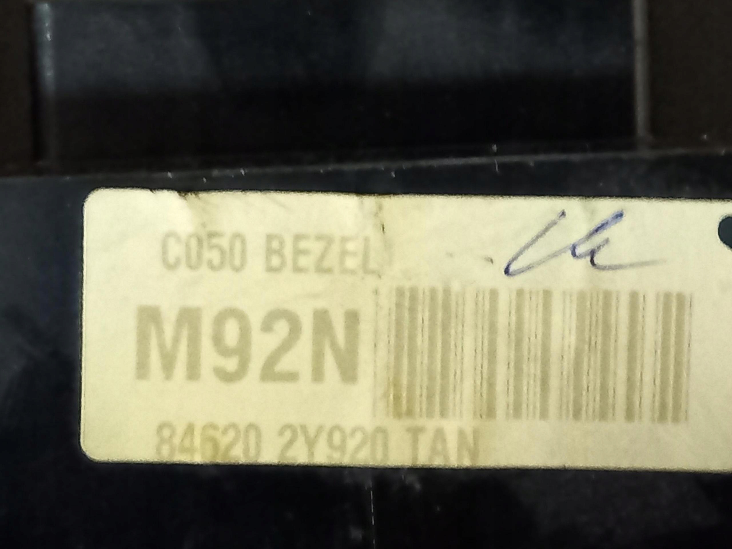 PANEL Hitzung Sitze HYUNDAI IX35 93310-2Y800 10-15