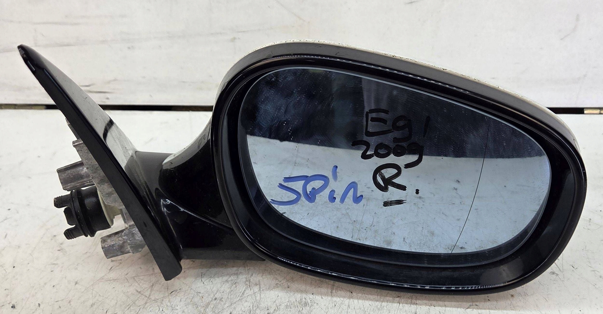 BMW 3 E90 E91 5pin 7182695 right mirror side door przednich