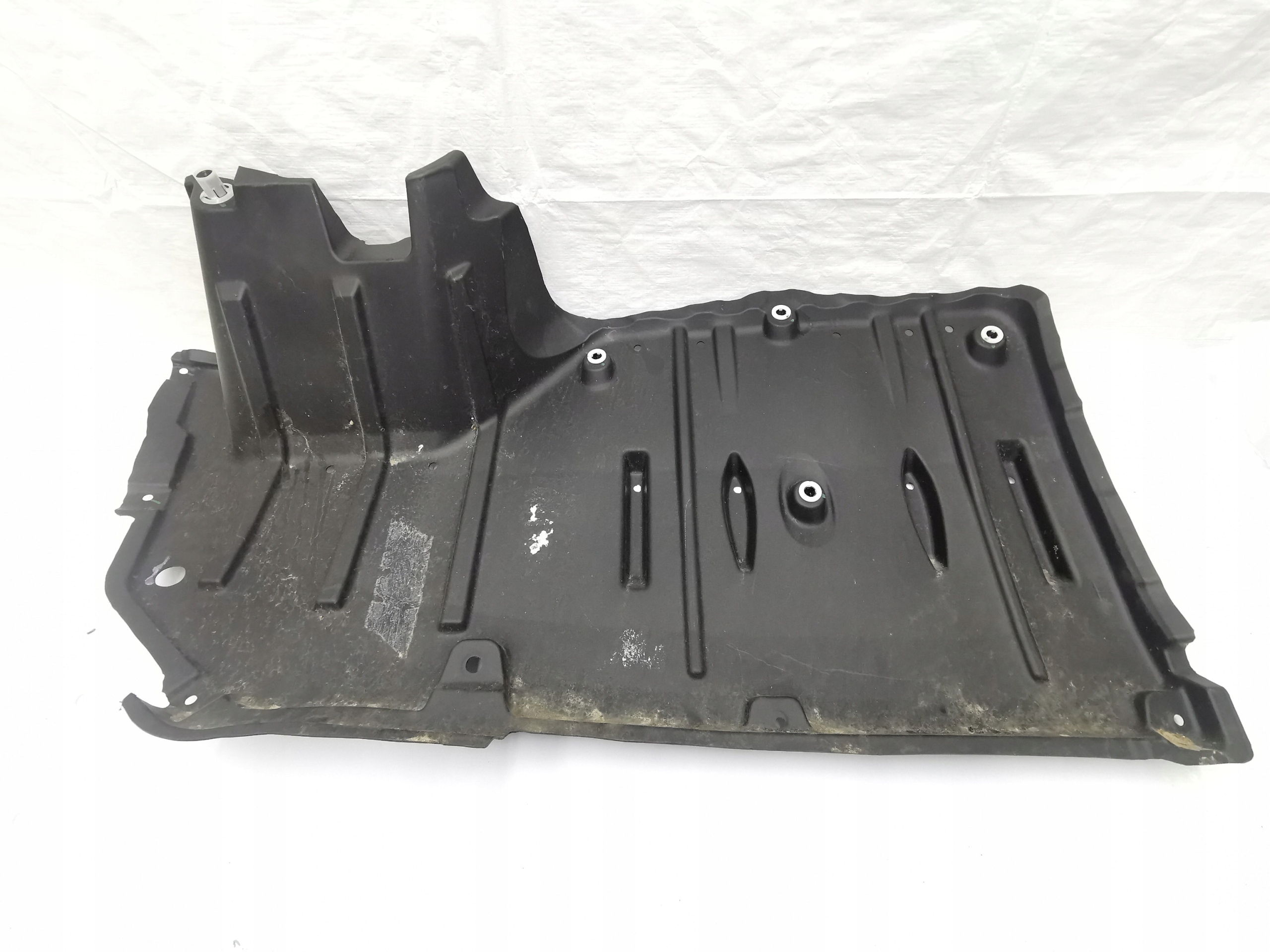 Blende Abdeckung abdeckung Unterfahrschutz heck TOYOTA COROLLA E21 Sedan 58399-02190