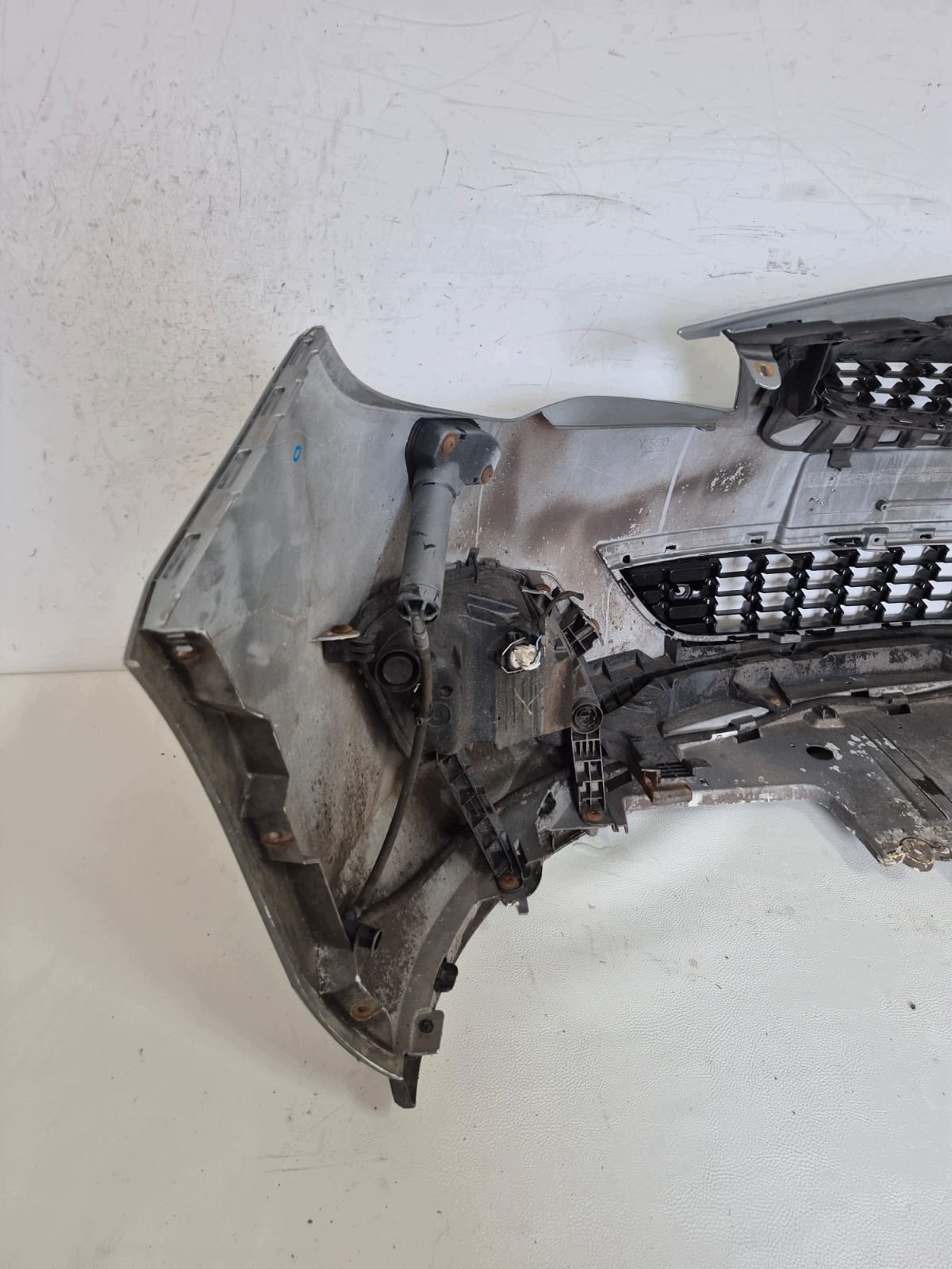 OPEL ASTRA IV J 09- bumper front front SPR PDC 13264403 LAK.Z174