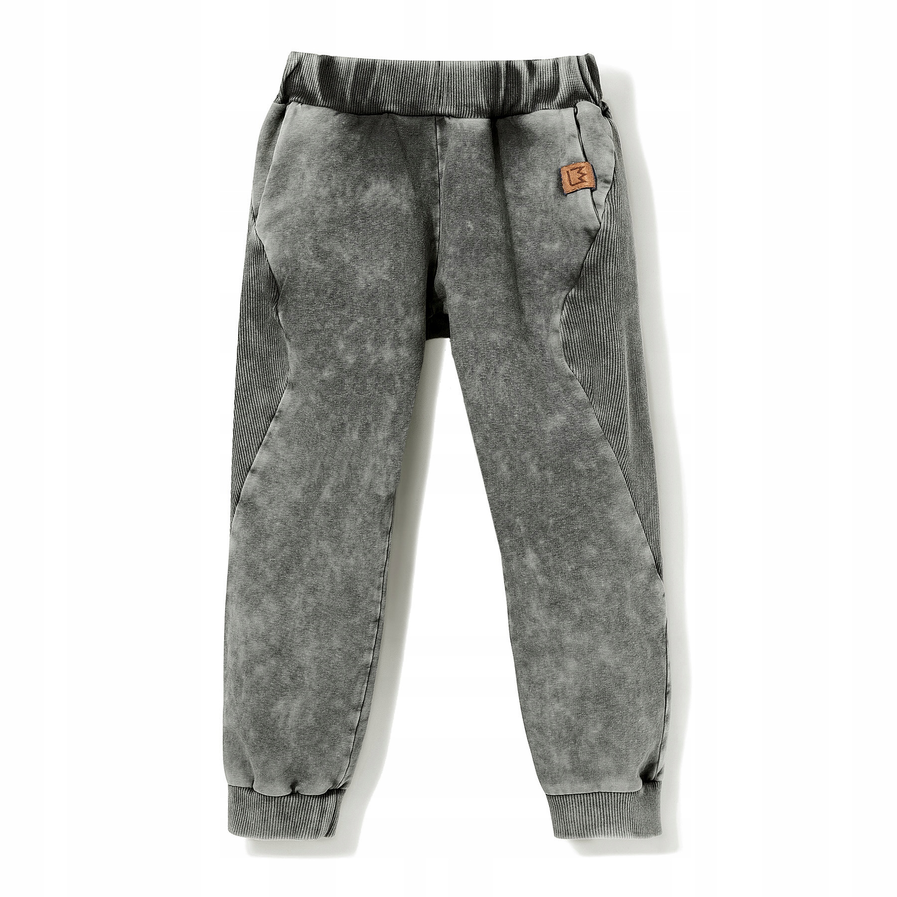 

TuSzyte Spodnie dresowe imitacja jeans R.128/134