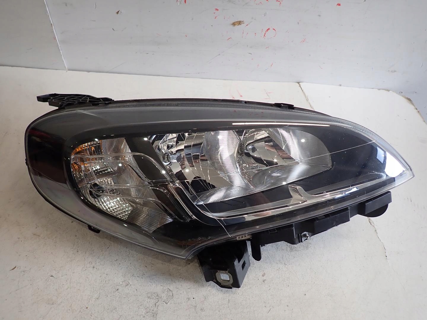 light front front right FIAT DOBLO II LIFT 2015- 521094560