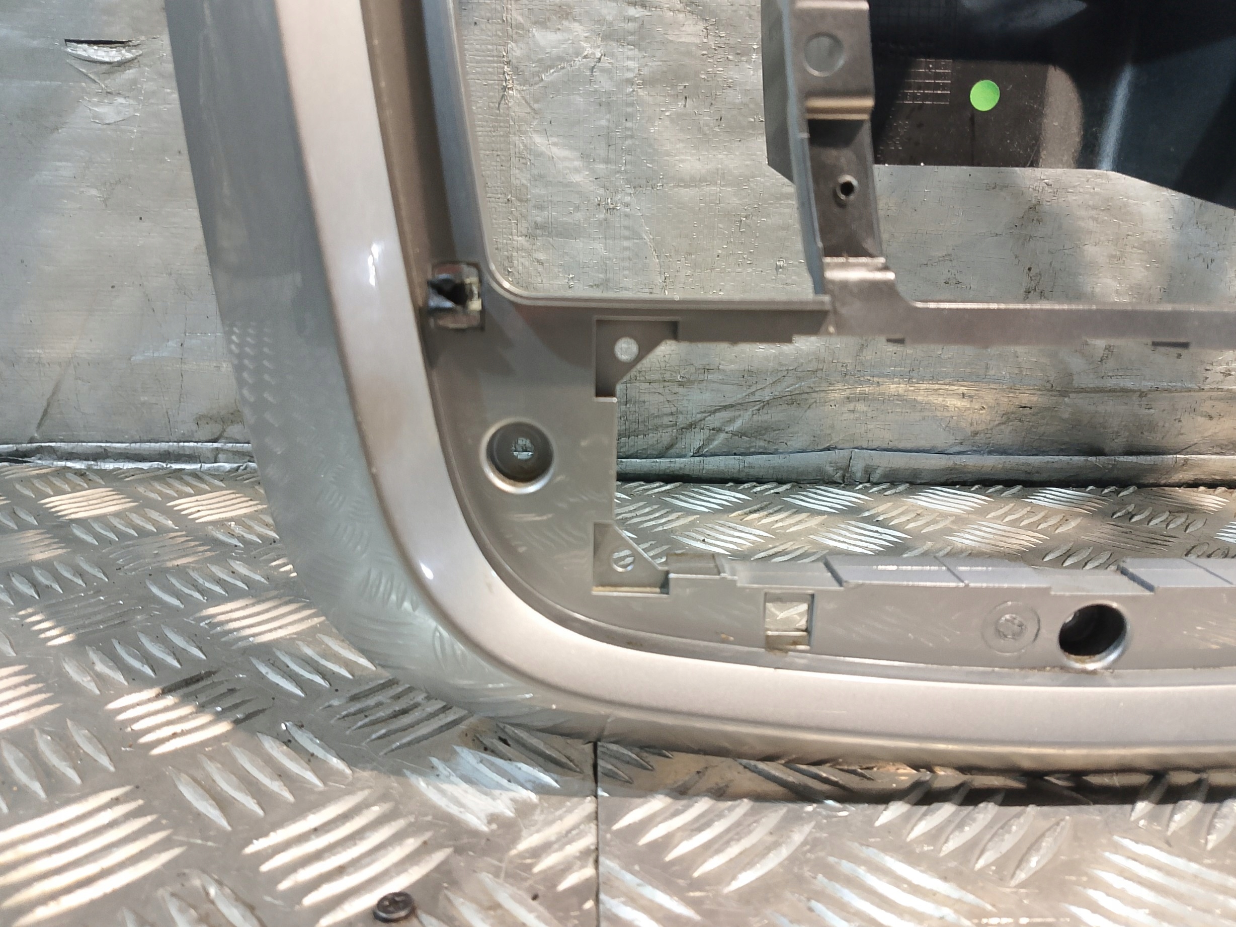 cover PANEL central console IVECO STRALIS 460 E6 504309992