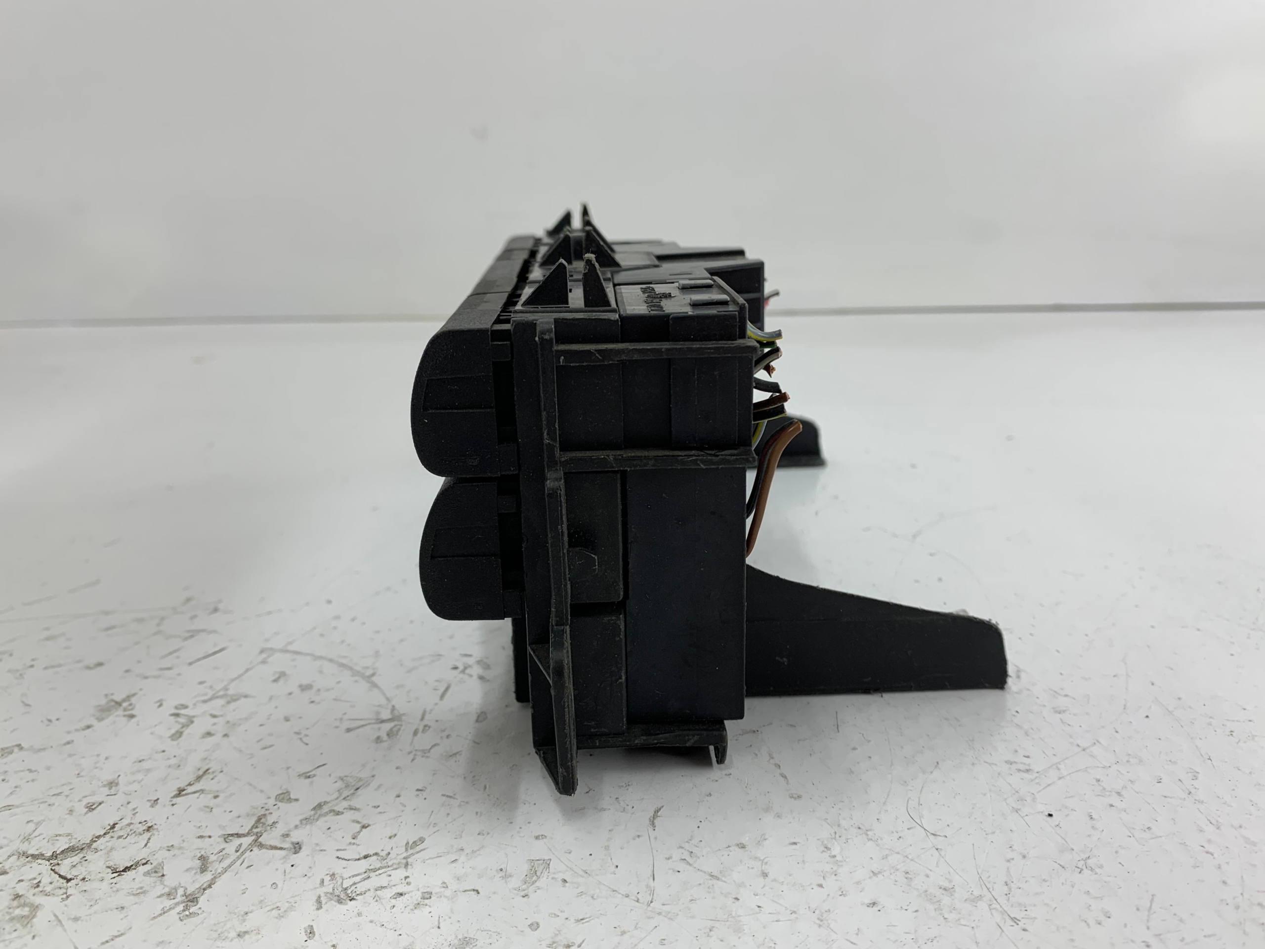 OPEL VECTRA B PANEL Leuchten des warnblickschalters 90503546