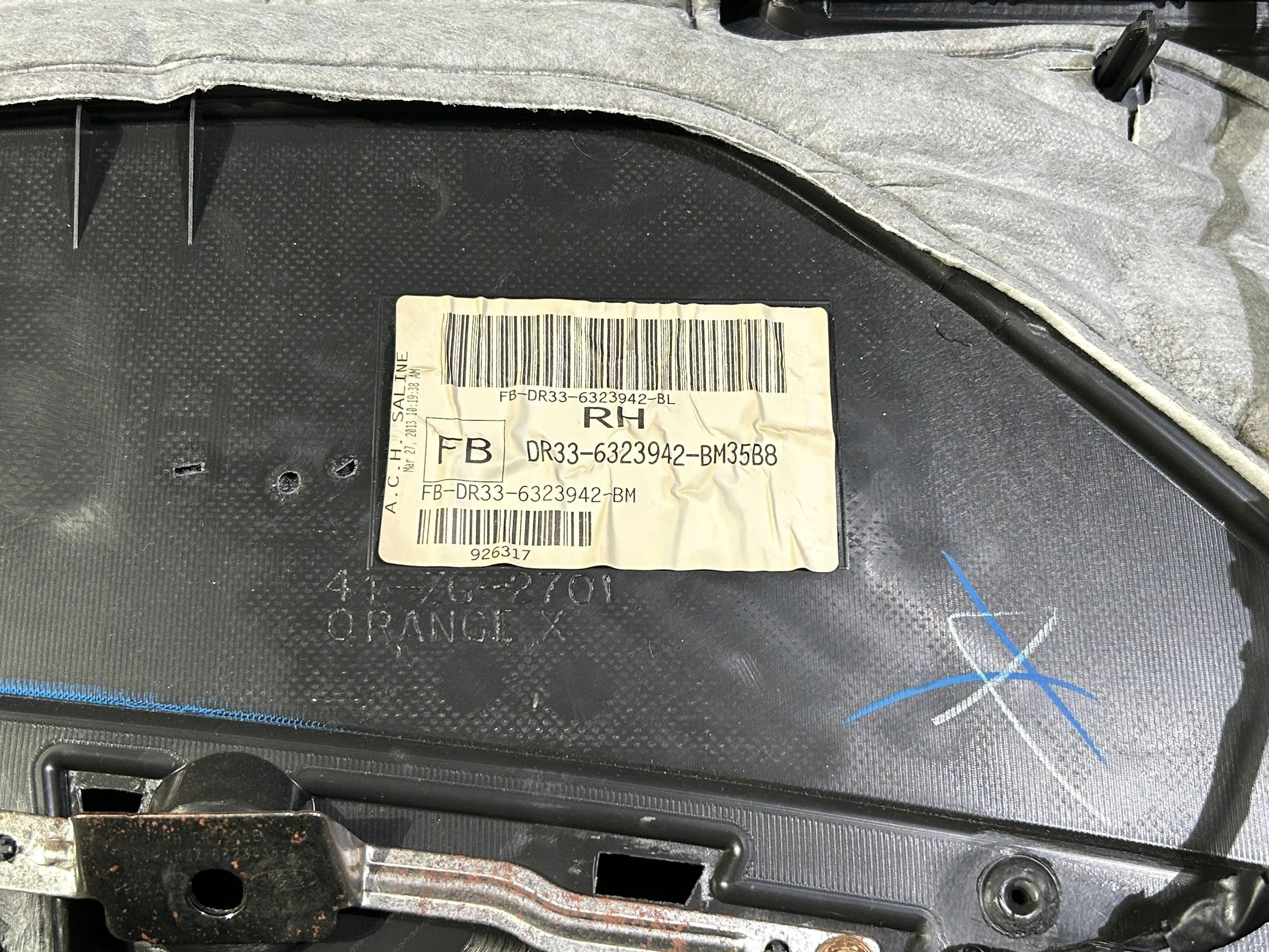 side upholstery side door right prawych Ford Mustang Premium V 2010