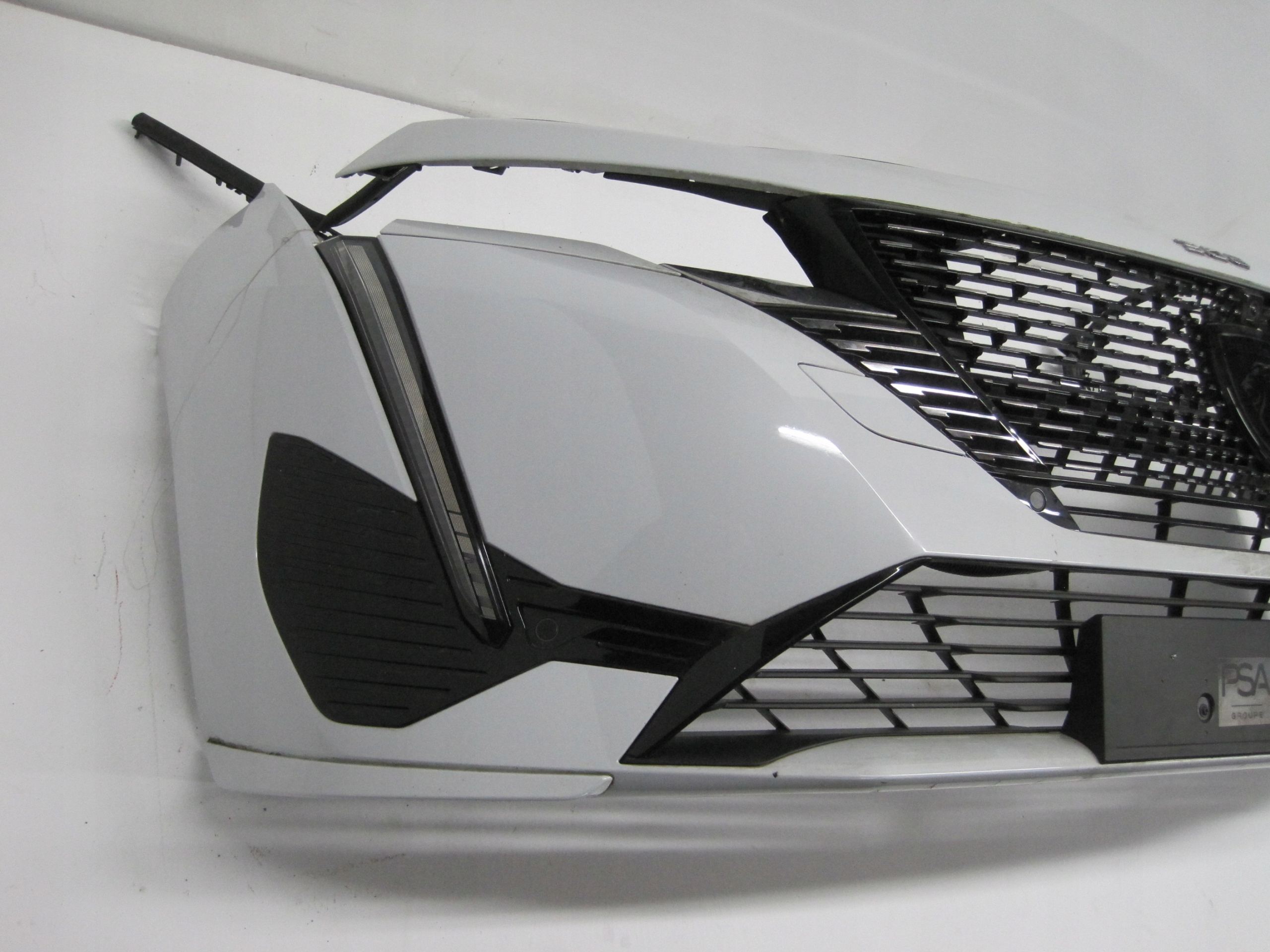 bumper PEUGEOT 308 4 PDC 24R KAMERA T10 front front