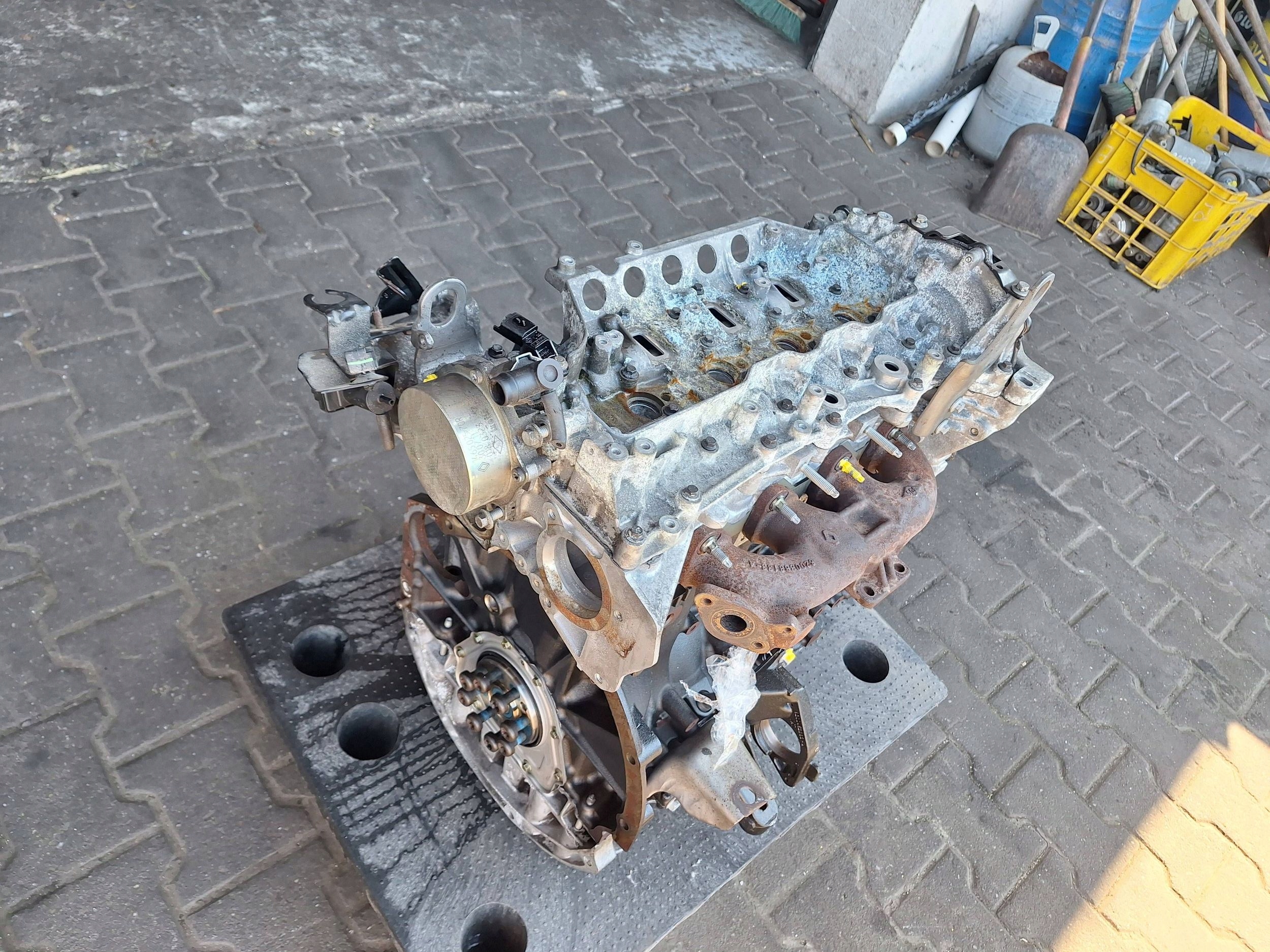 RENAULT TRAFIC 2 II OPEL VIVARO A 2.0 DCI CDTI engine M9RA630 90KM 154tys