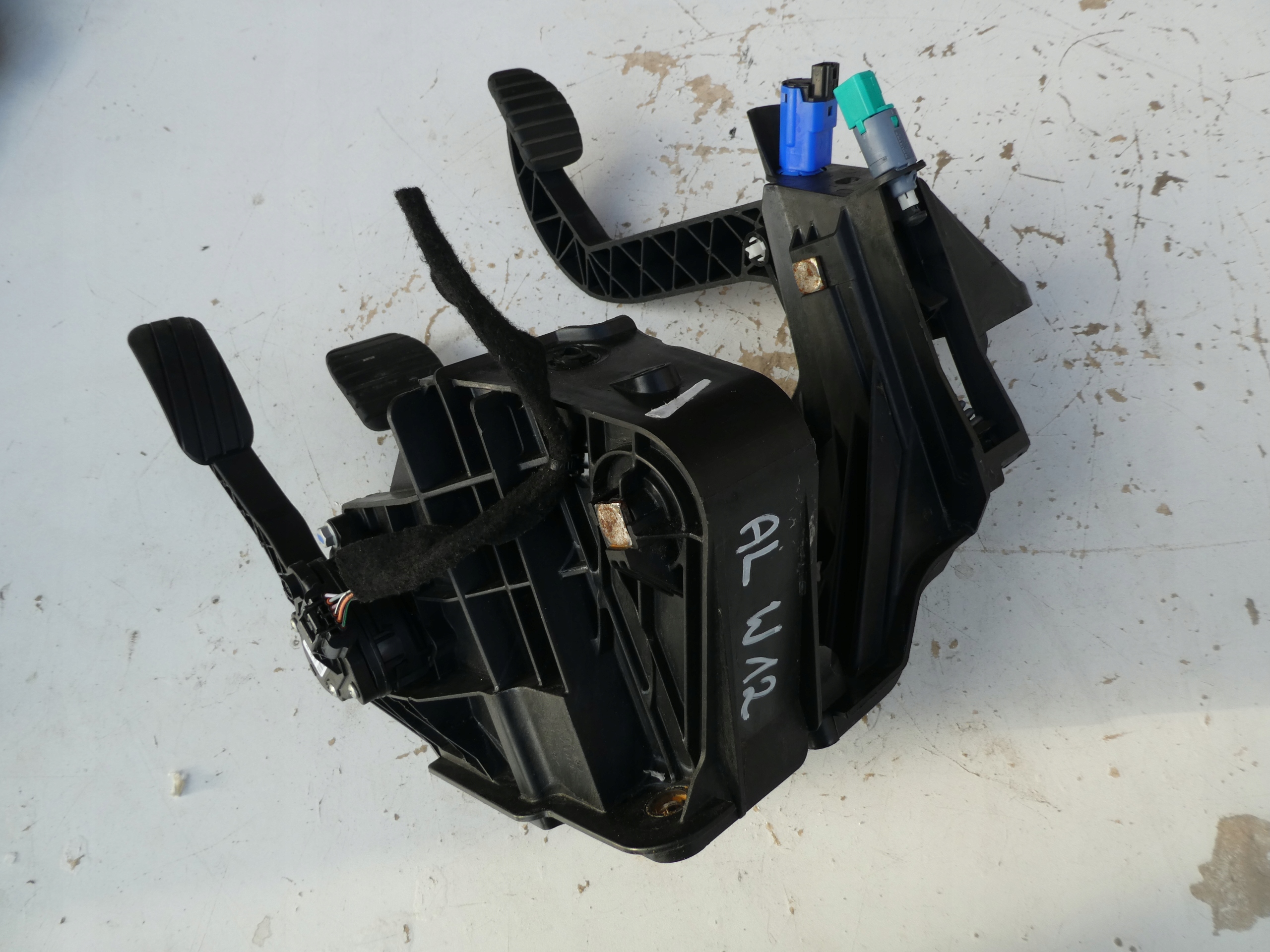 pedals KOMPLET MASTER III MOVANO 070108H