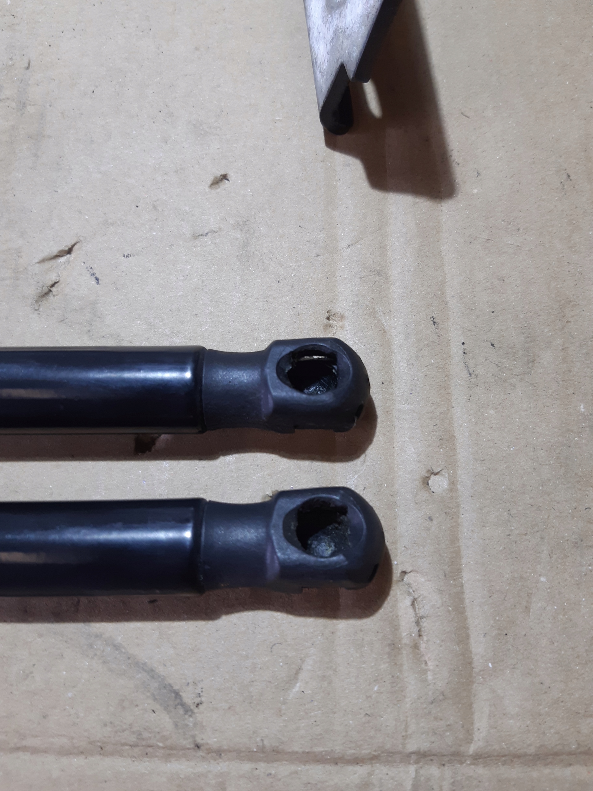 AUDI A6 C7 hinges hinge bonnets right left KOMPLET 4G8823302D 4G8823301D