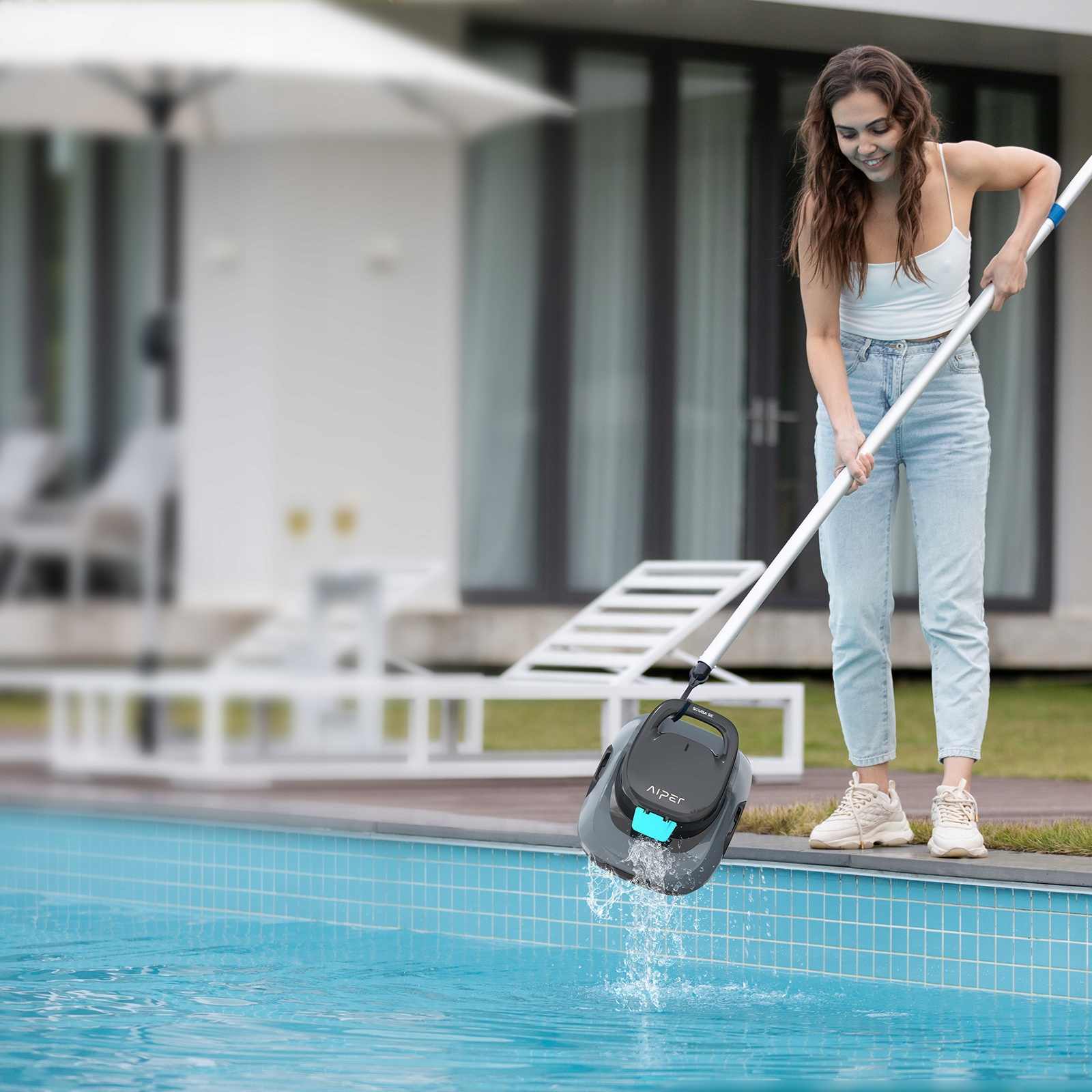 Robot do czyszczenia basenu Automatyczny Odkurzacz basenowy Aiper Scuba SE Moc 400 W