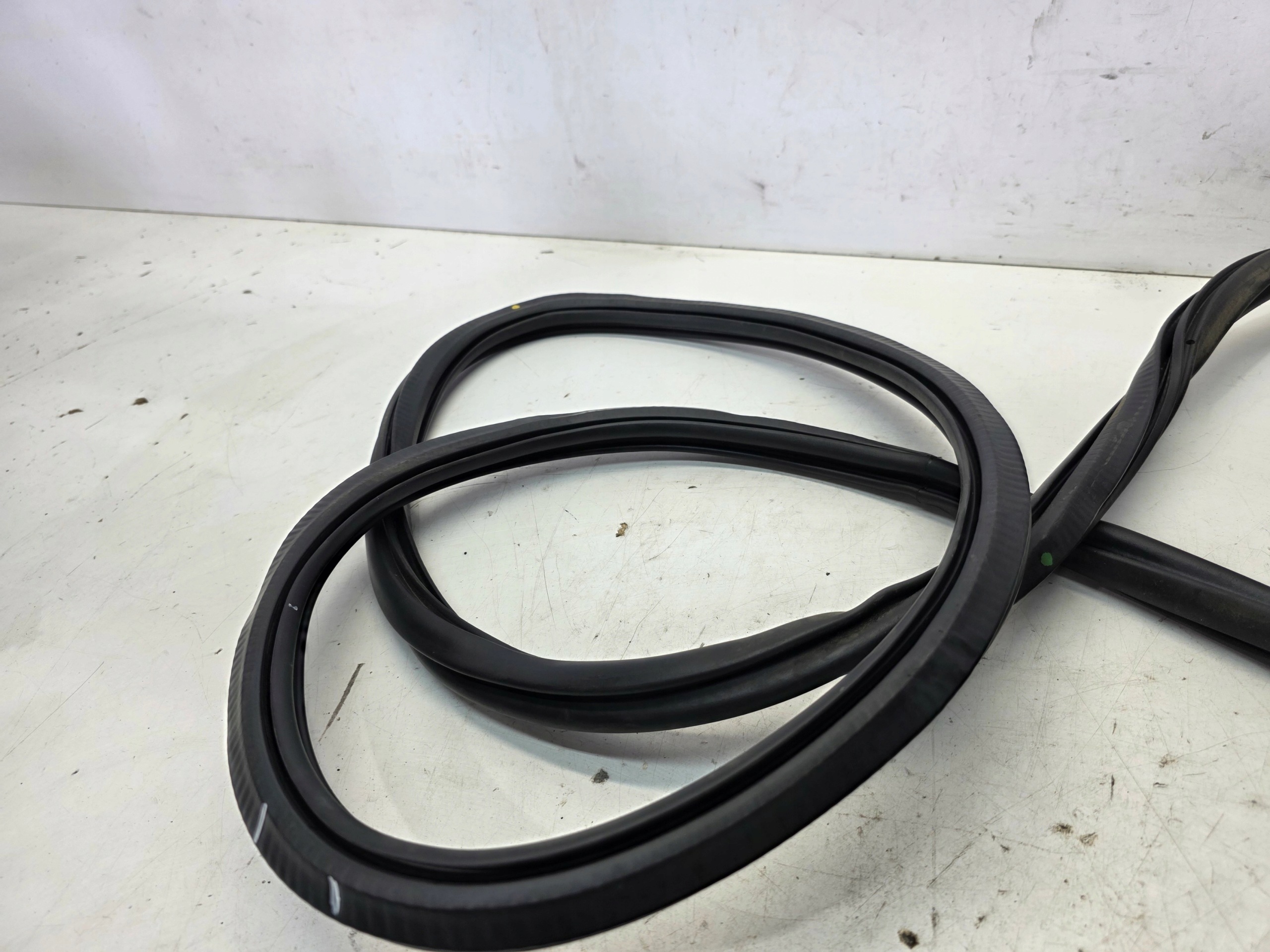 gasket door front AUDI A6 C8 AVANT 4K0831721