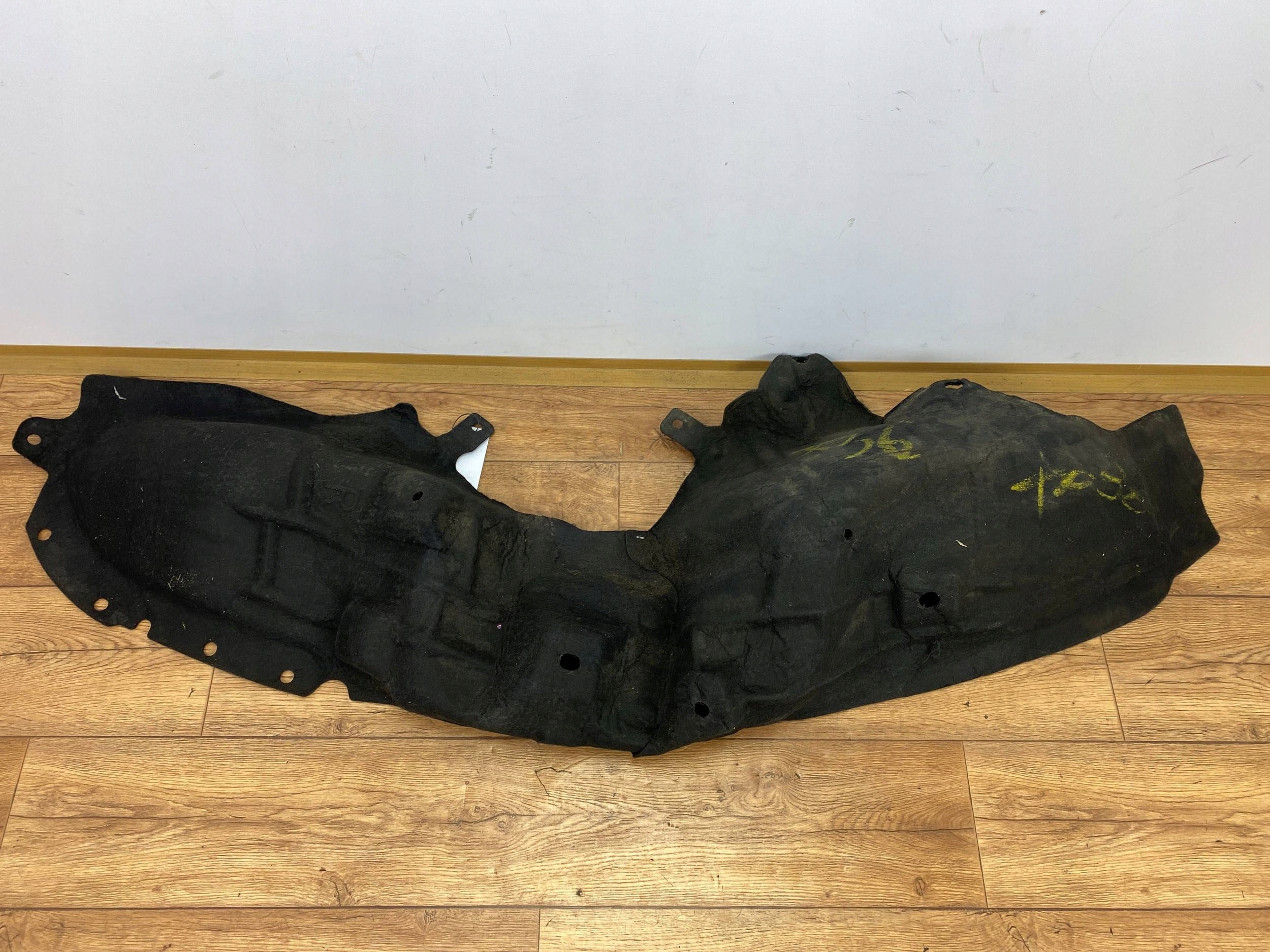 mudguard rear. right Ford Escape IV Kuga MK3 2020+