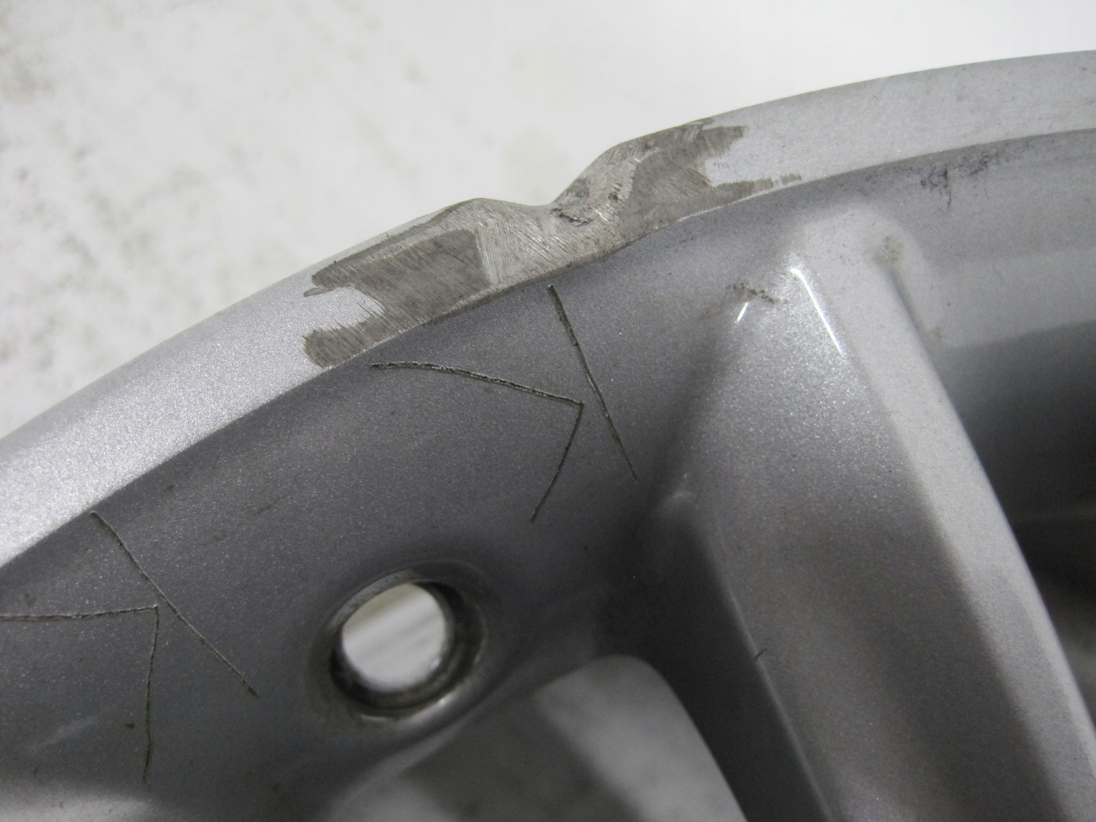disc R19 BMW 5 G30 6863419