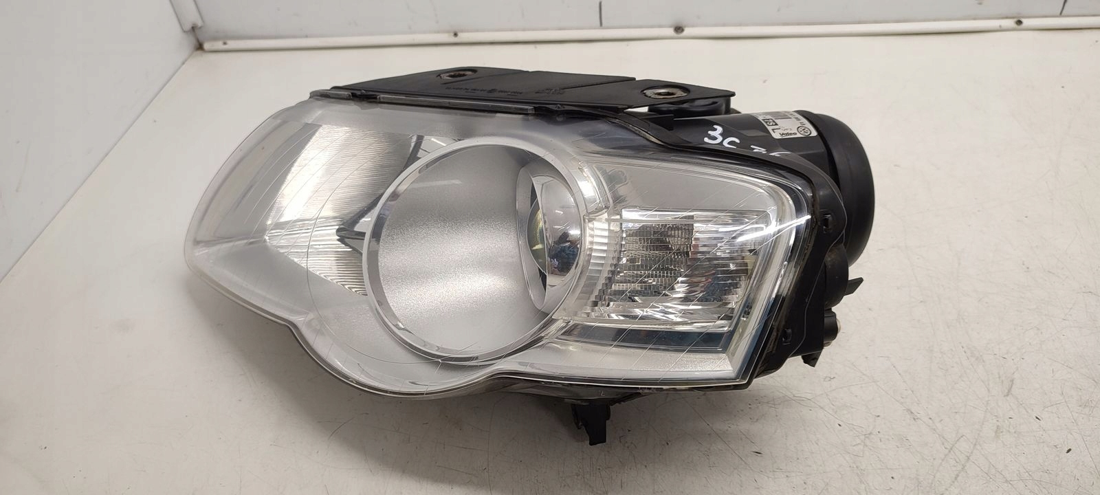 light front front left VW Passat B6 2,0 TDI kombi