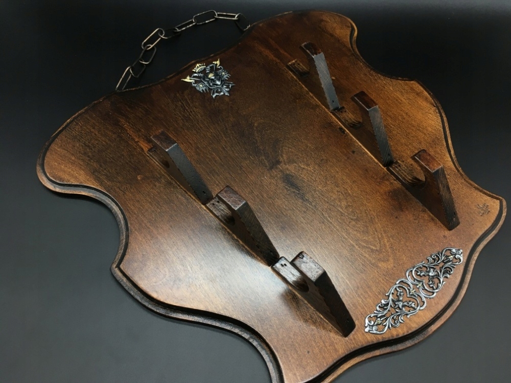 Erbovní Přívěsek Na 3 Pistole, Dýky WA25C