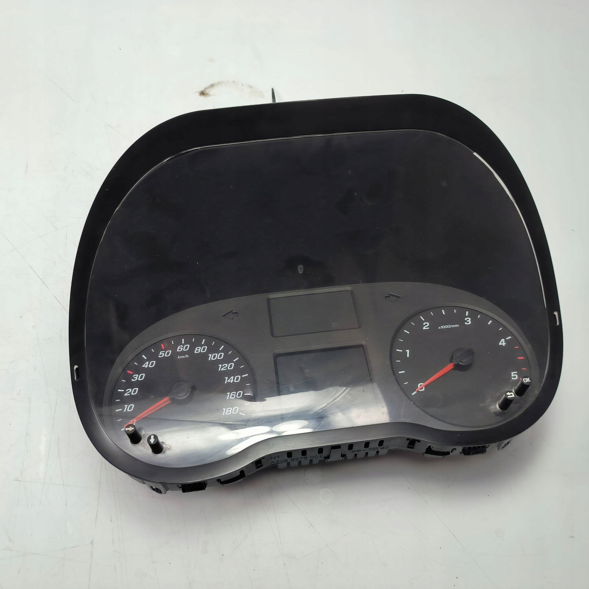 dials clock . Mercedes-BENZ SPRINTER W907 314CDI