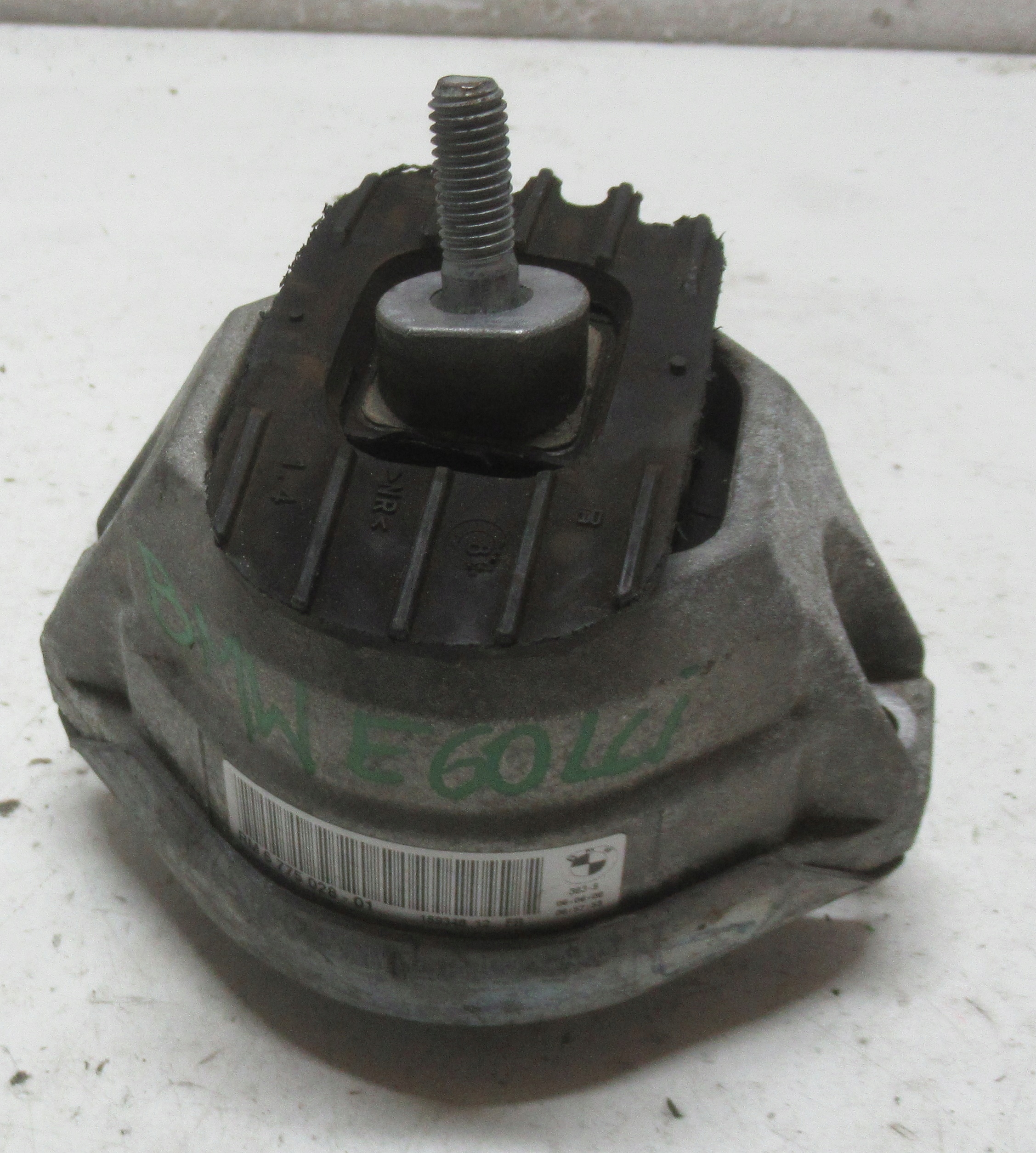 BMW E60 3.0 LCI 08R engine mount right 6775028