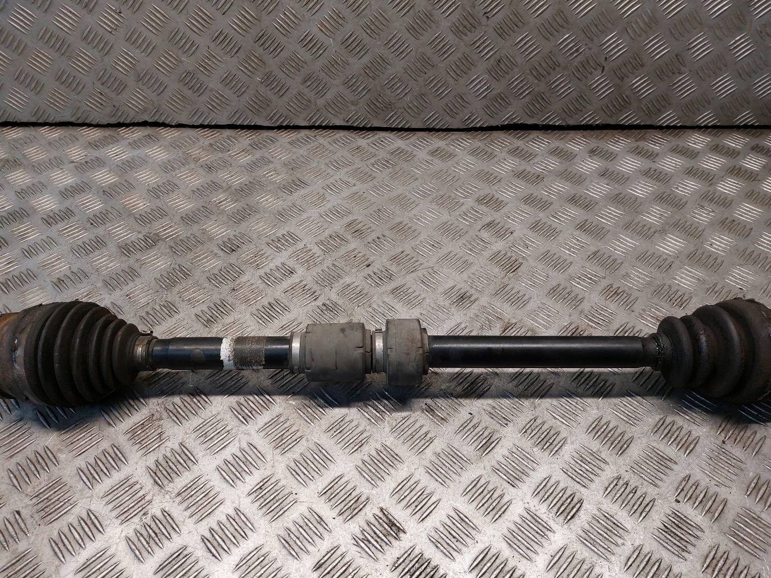 semi-axis right front 5B KIA CEED and 49500-1H210