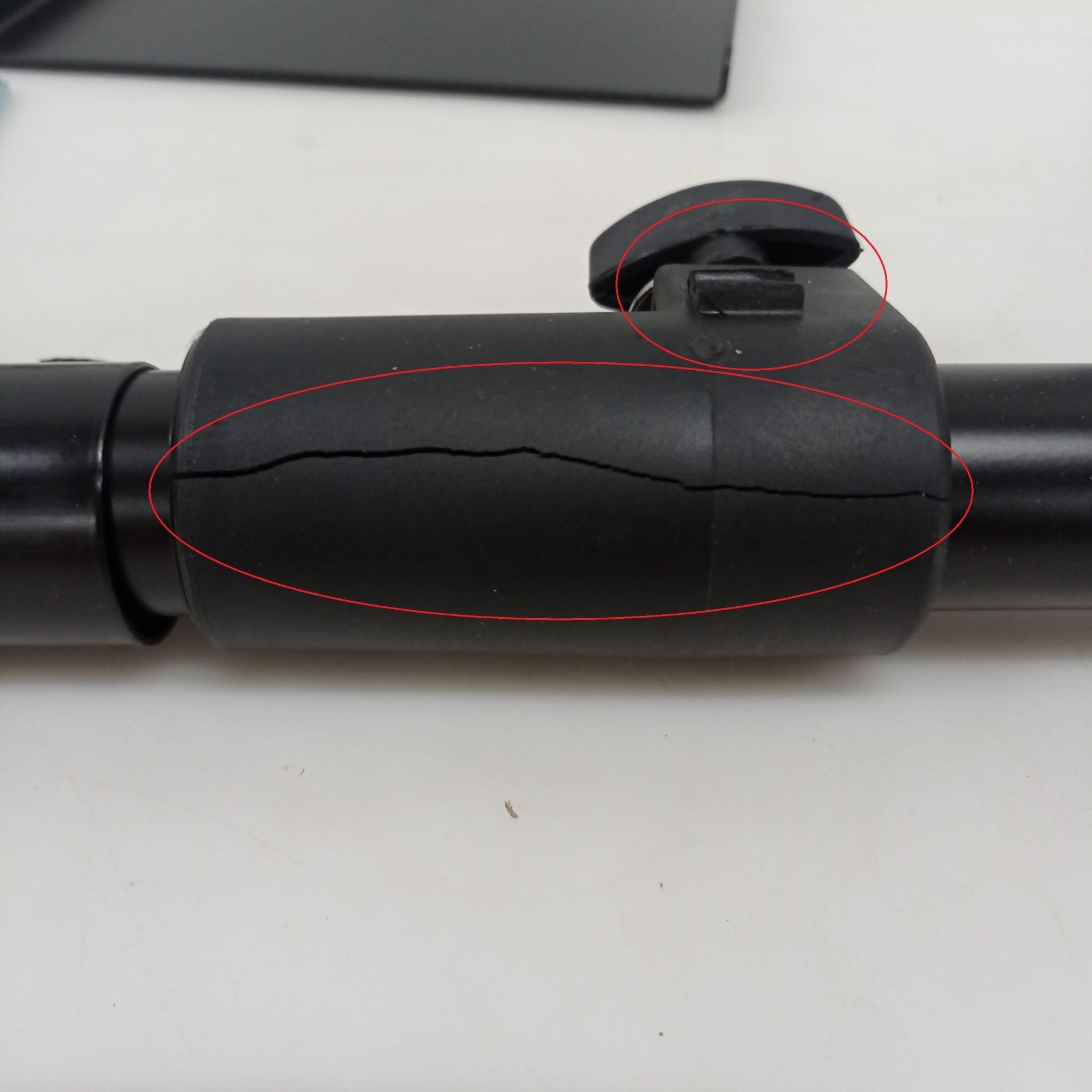 Dawoo Stojak do głosników studyjnych regulowany Model --