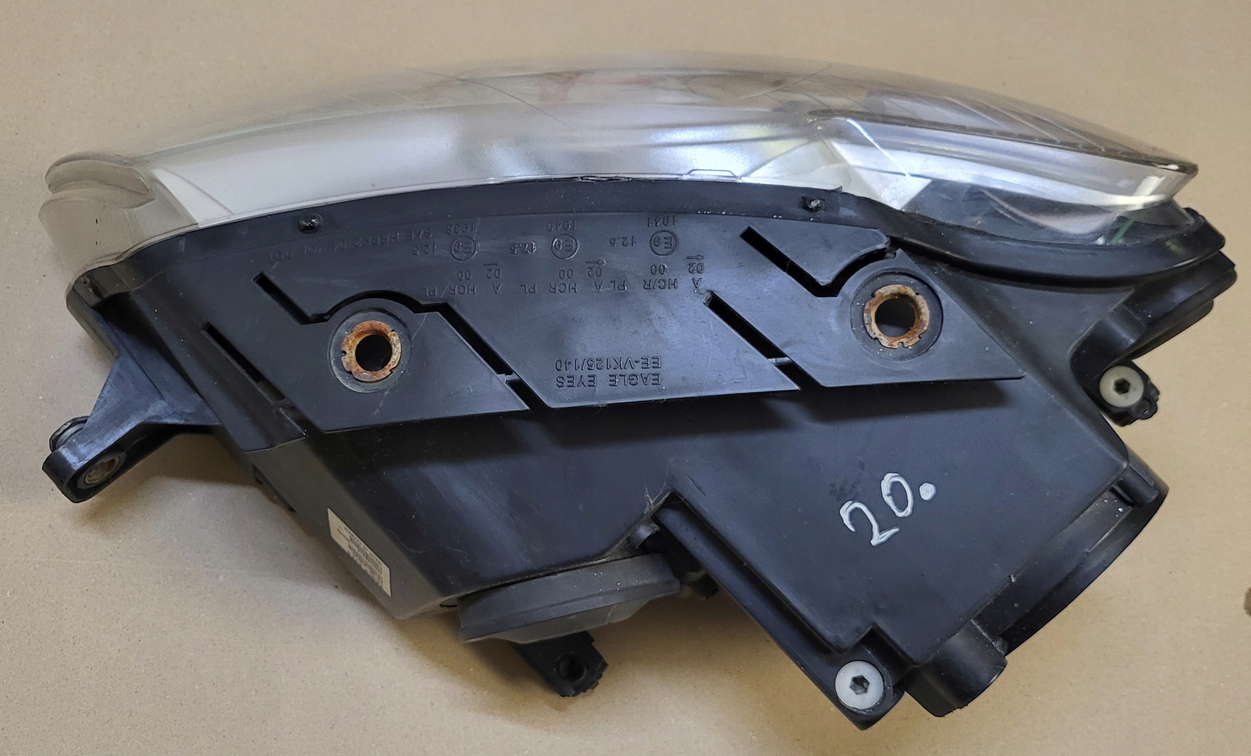 REFLEKTOR light right front mini motor VW PASSAT B6 3C0 EAGLE EYES