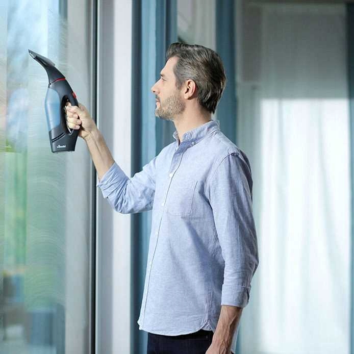 Elektryczna ściągaczka do okien Vileda Windomatic Power SET 27cm + myjka Maksymalny czas pracy 40 min