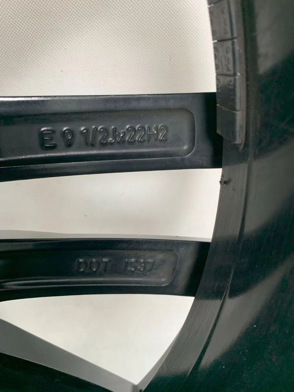 BMW X5 G05 X6 G06 9,5Jx22H2 IS37 disk