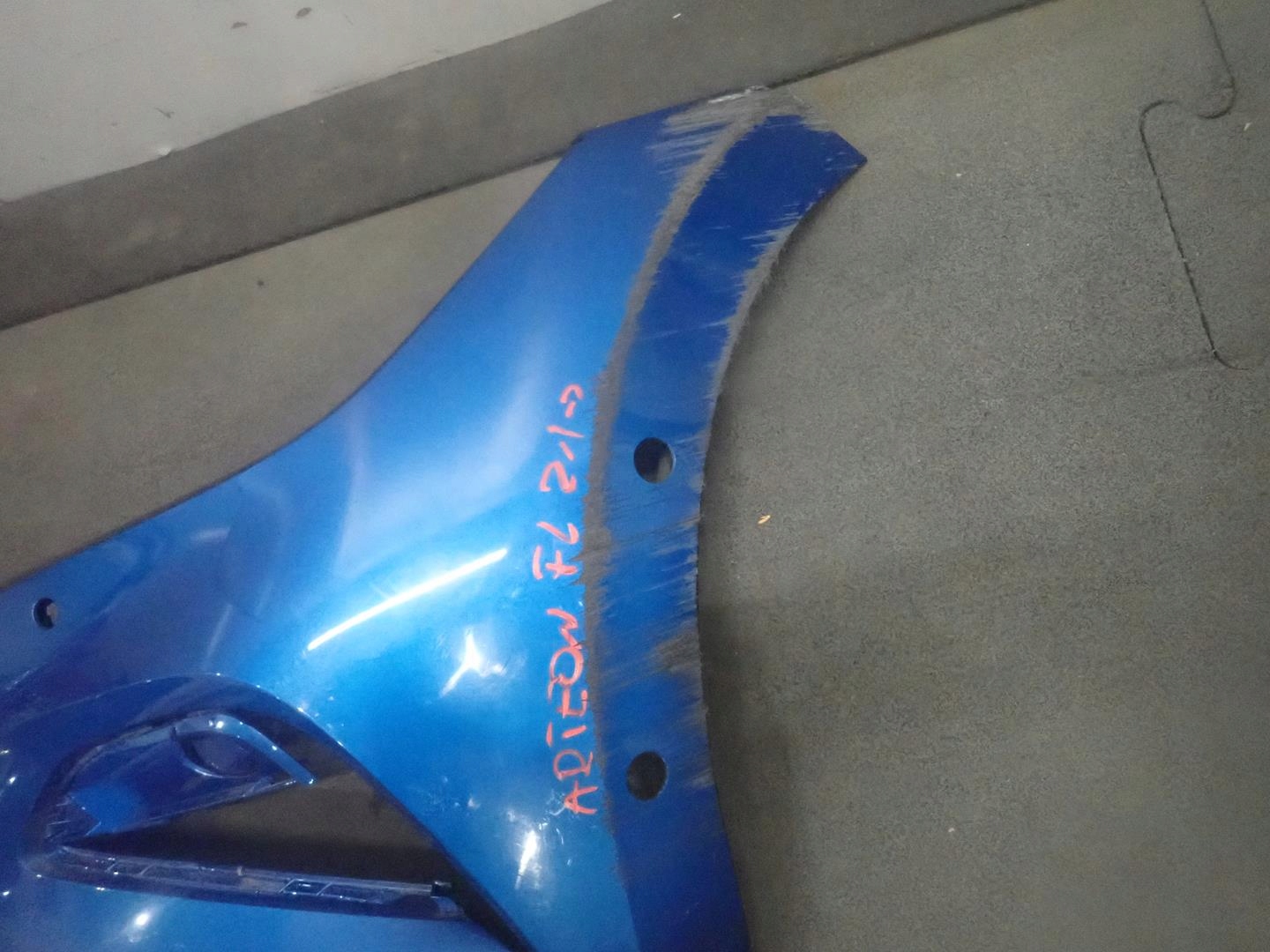 corner of a bumper left front VW ARTEON LIFT 2021