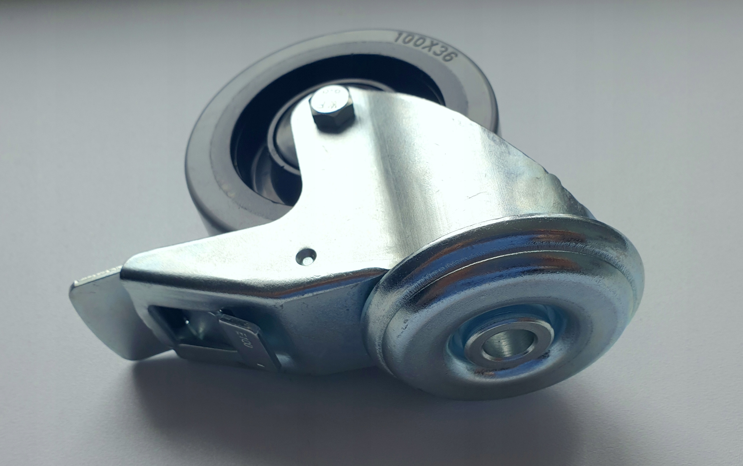 Zestaw 100 mm 4 szt guma koło OTWÓR 600 KG kulkowe Marka Rader