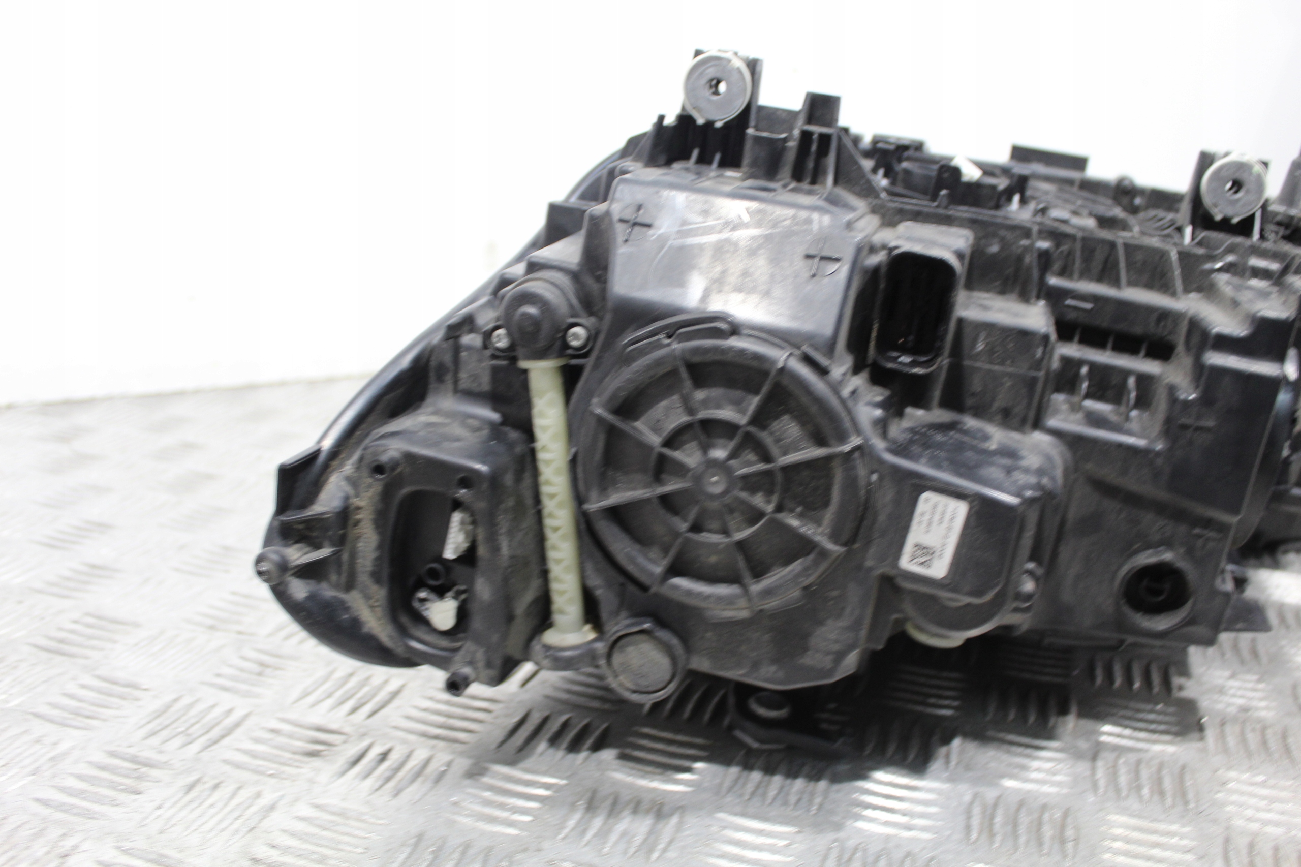 light right front LED BMW 5 G30 8499122