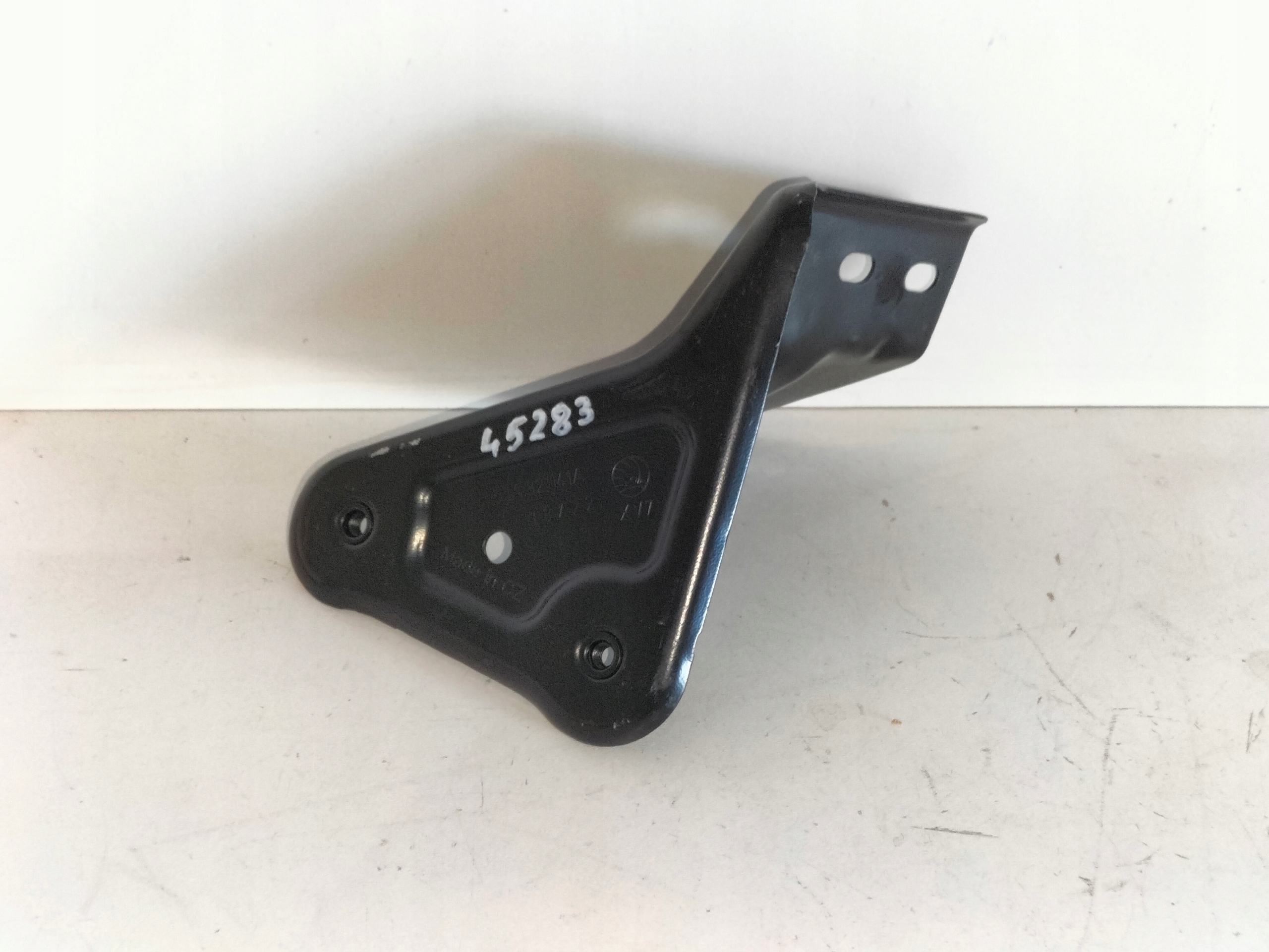 Console Support plaque Aile Avant Avant Gauche SKODA RAPID 12