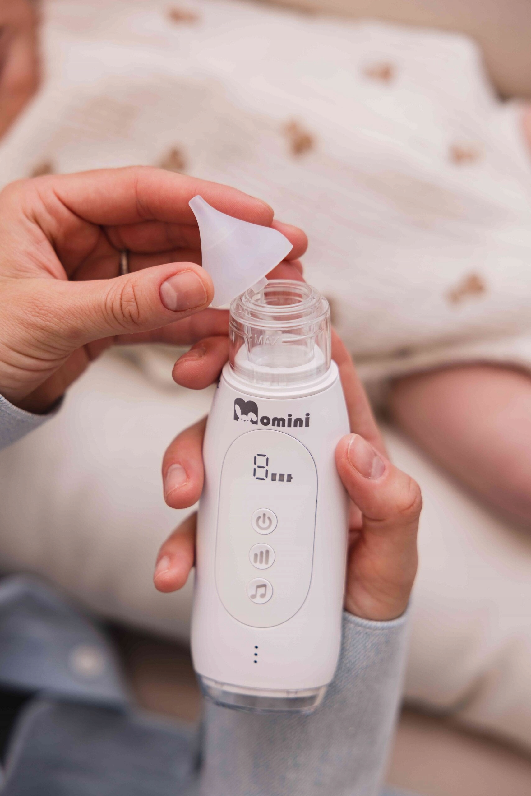 MOMINI Breezy avtomatski nosni aspirator Tip električni aspirator