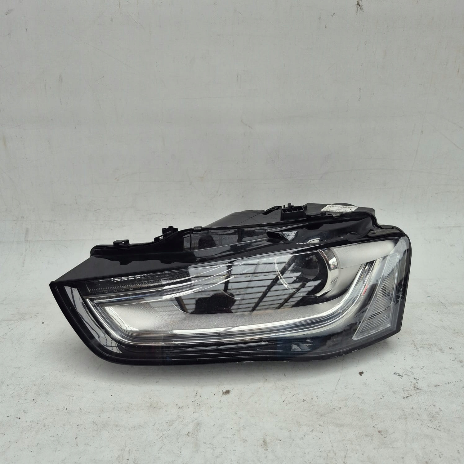 AUDI A4 B8 8K0 LIFT 11- light left front front XENON 8K0941005C