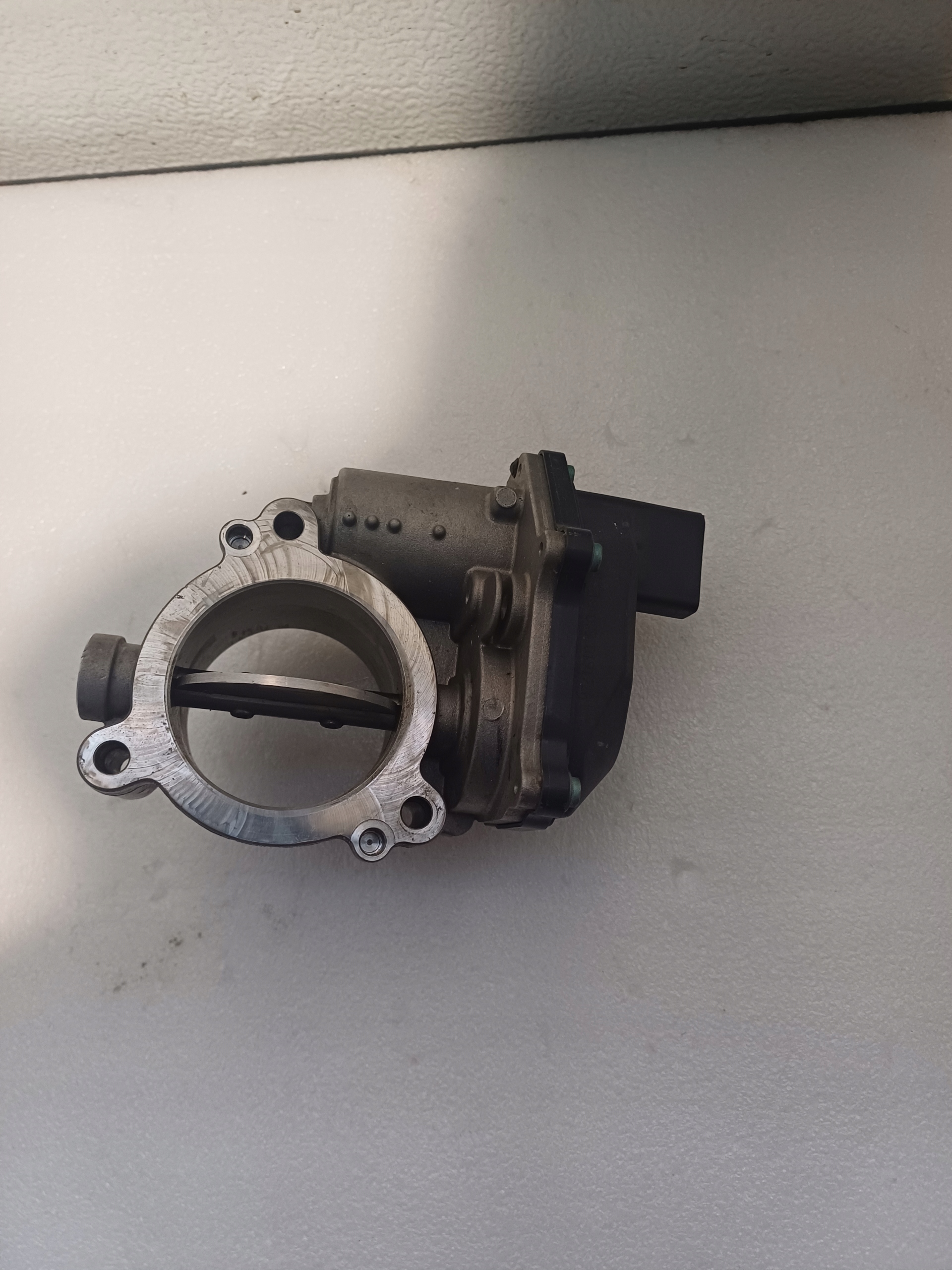 throttle flap VW TRANSPORTER 04L128063K