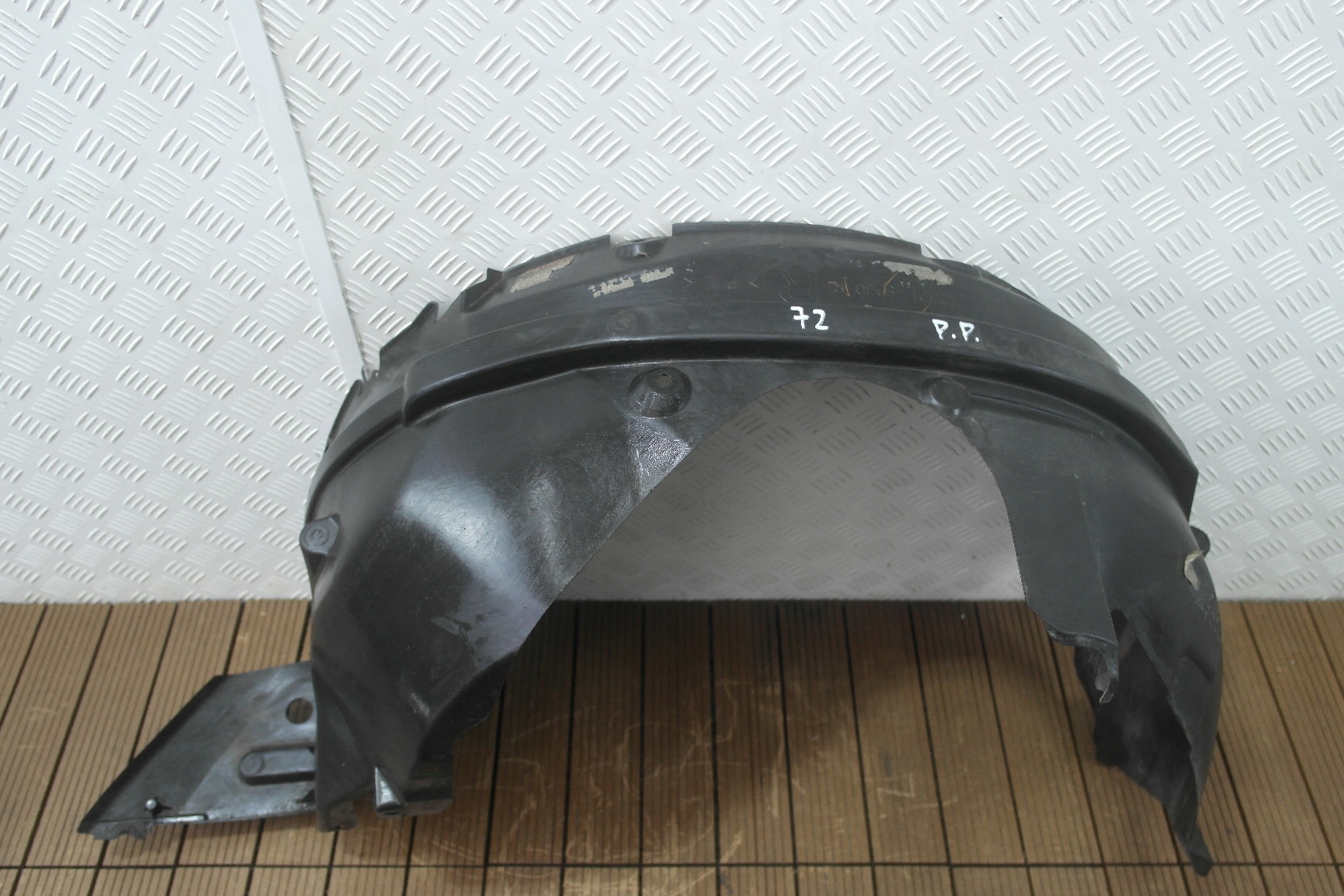SUZUKI SX4 SEDICI 06-13 mudguard front right front 72321-80J0 OE