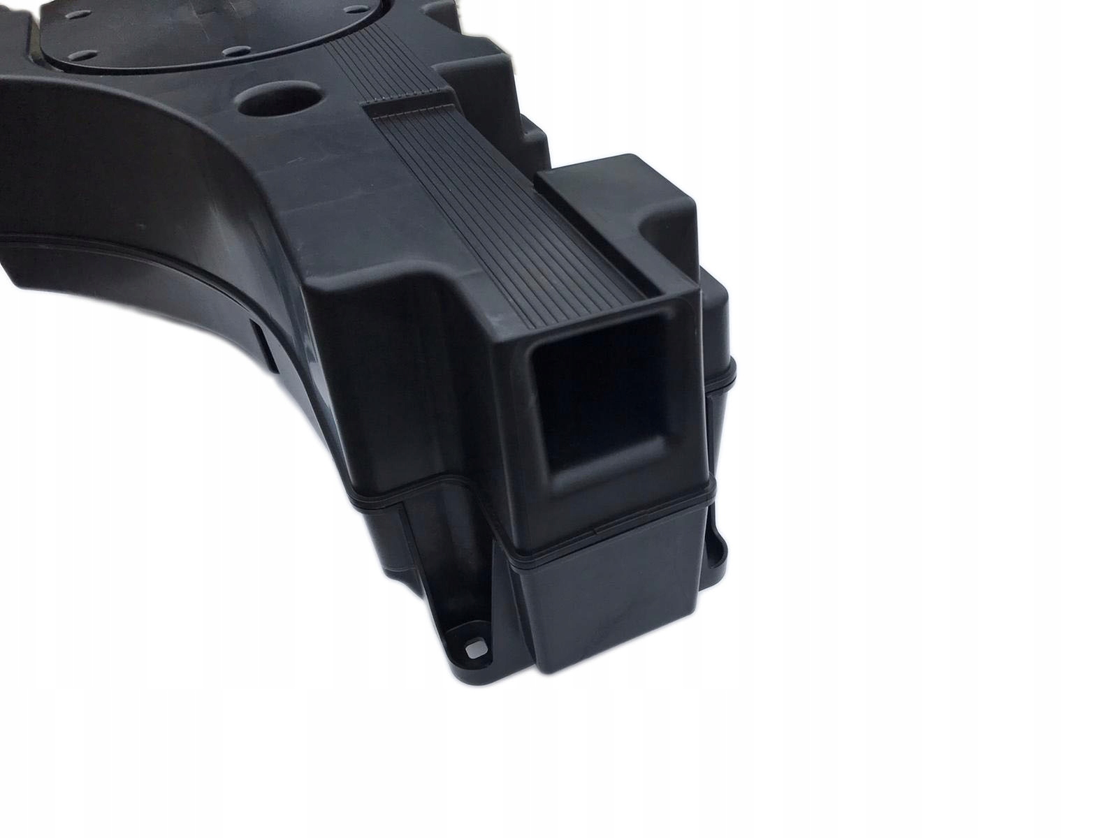 Subwoofer Audi Q7 4M0035621J Part number 4M0035621J