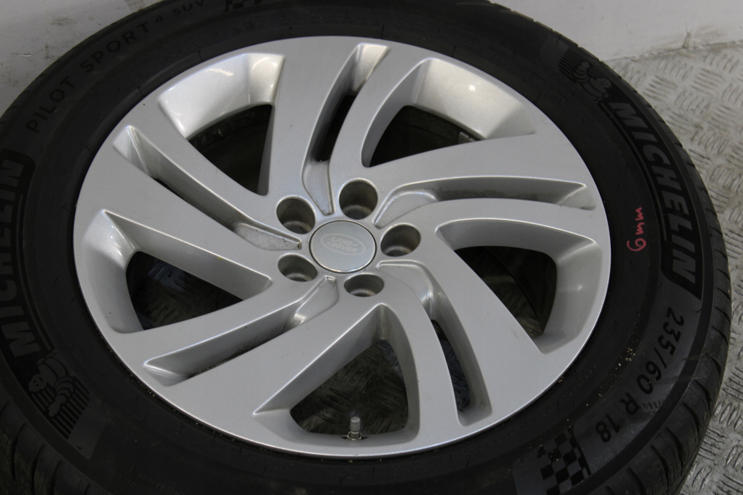 wheels discs disc 235/60 R18 LAND ROVER EVOQUE II 2 L551