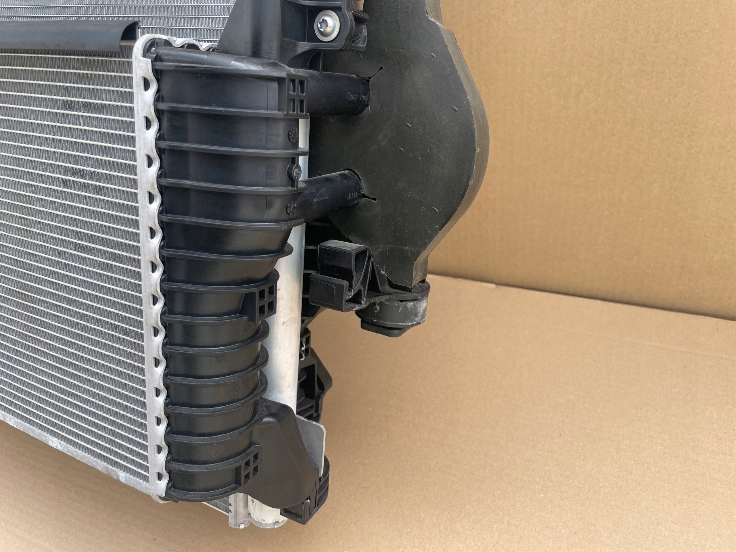 hüttök ventilátor VW T6.1 MULTIVAN 2.0 TDI 2019- JAK új KOMPLET