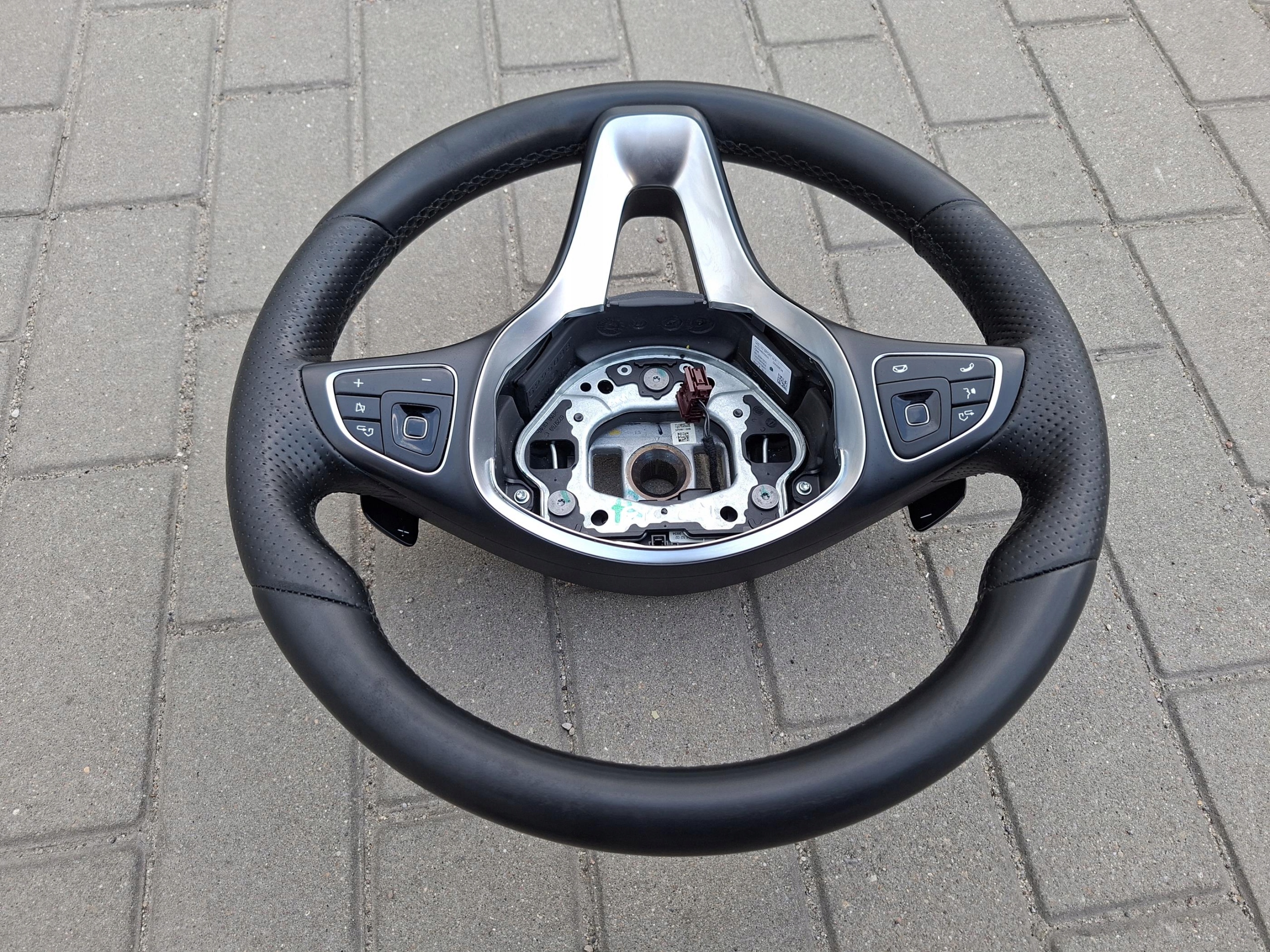 steering wheel, MULTIFUNKCJA with shifting A0004605600 MERCEDES W213 S213 E