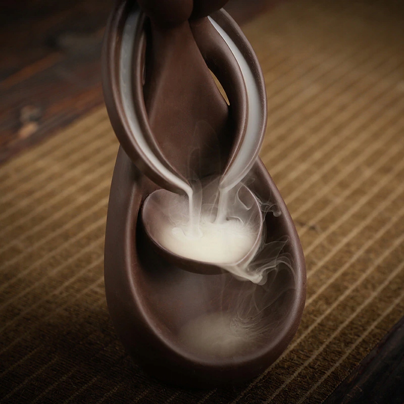 Kominek zapachowy kadzielnica backflow wodospad Długość 13.8 cm