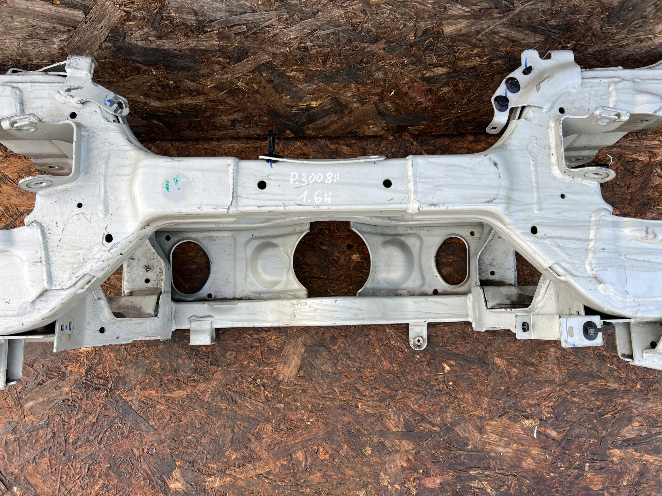subframe axle beam rear part PEUGEOT 3008 II 1,6 HYBRYDA PLUGIN