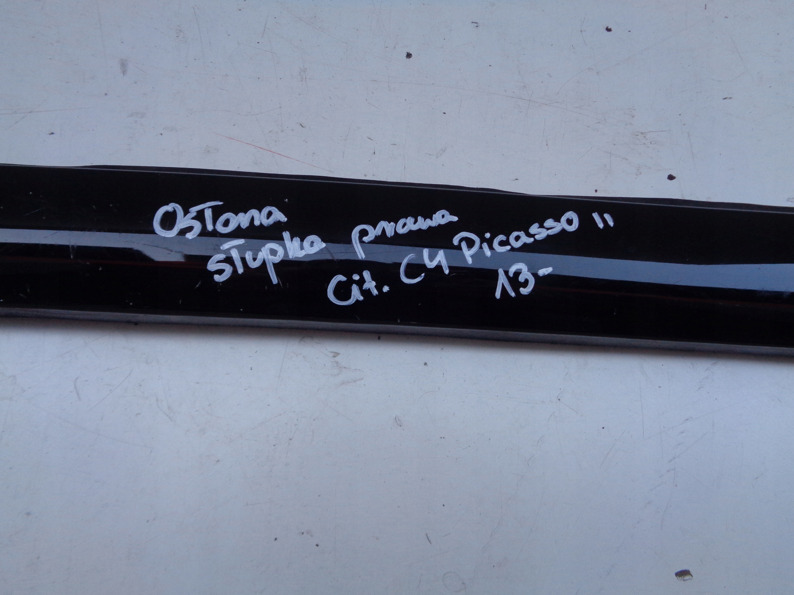 Blende Abdeckung SLUPKA rechts vorne CITROEN C4 PICASSO 13