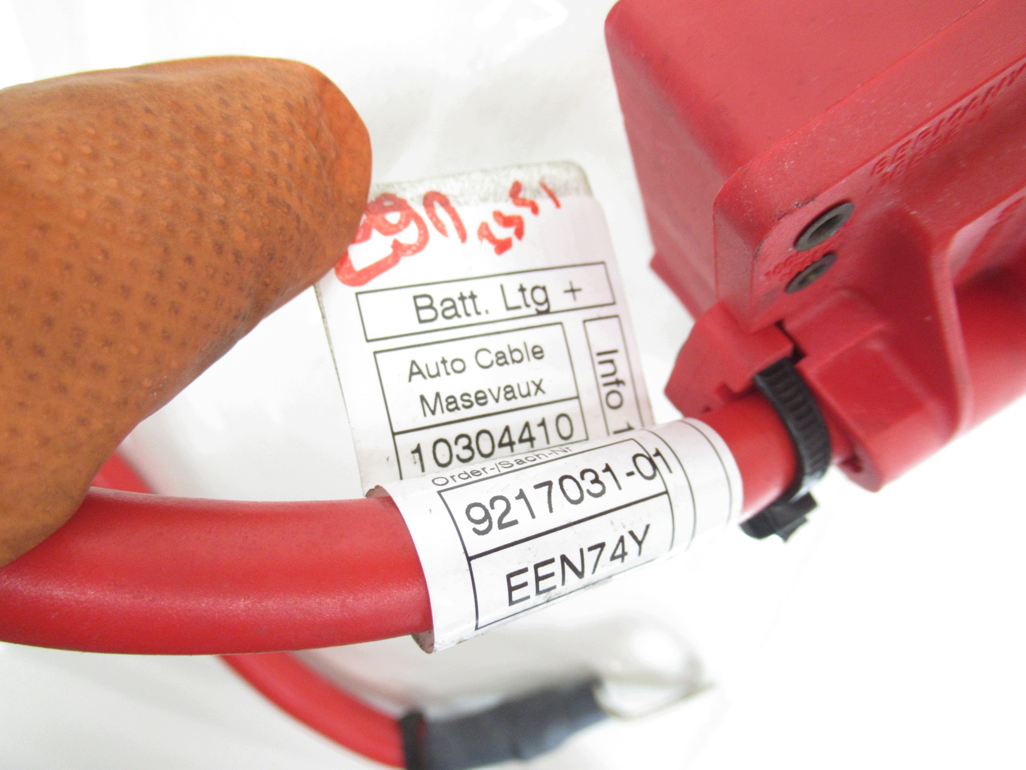 borne positif pour batterie pirotechniczna BMW 3 e90 e91 e92 e93