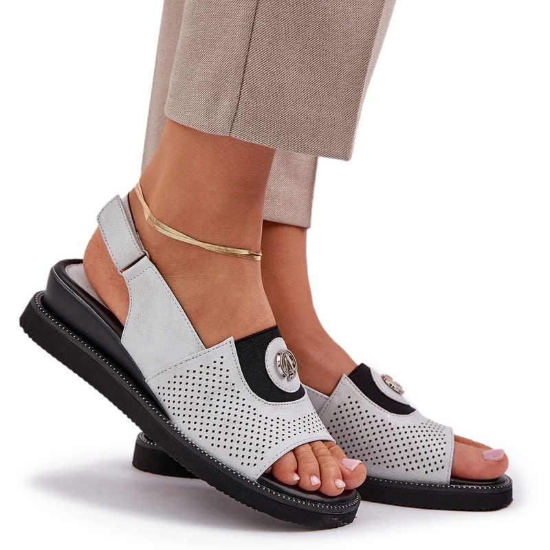 Dámské Eko Kožené Sandály Na Klínku Na Suchý Zip S Ozdobou, Stříbrné, Velikost 36