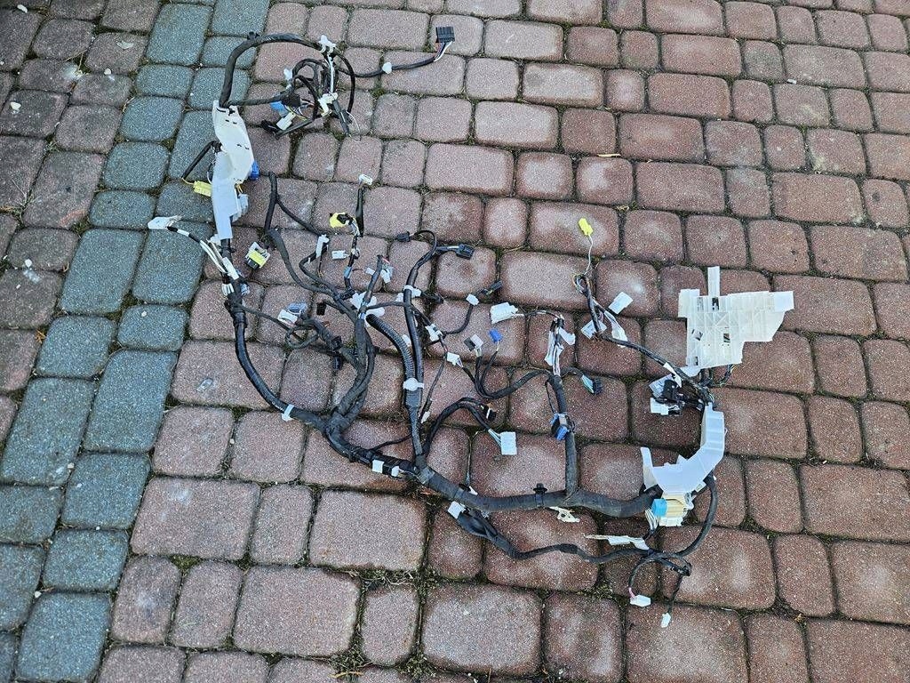 Câblage Câblage du tableau de bord Interne Toyota Aygo X 82141-0HT10
