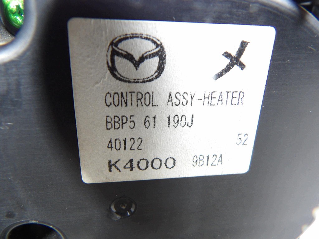 MAZDA 3 BL PANEL BOCCHETTE BBP561190J