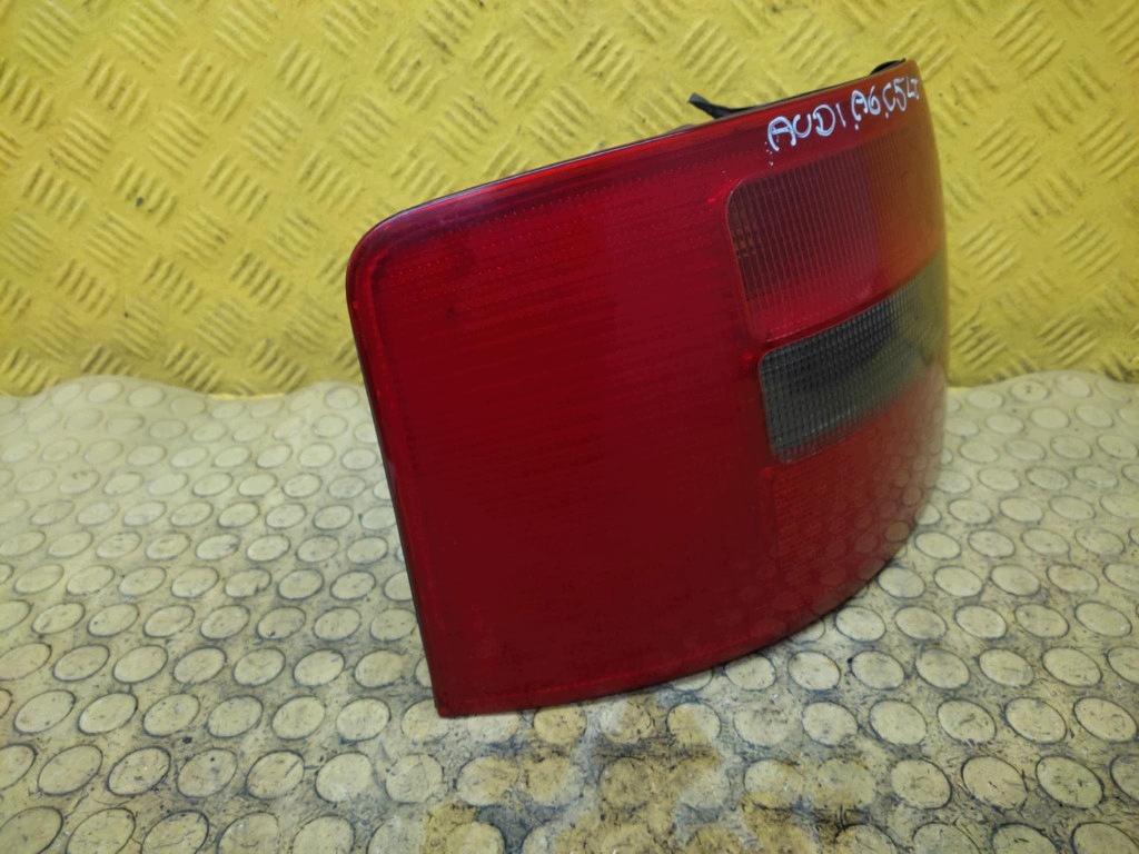 AUDI A6 C5 KOMBI light left rear part 4B9945095D3FZ