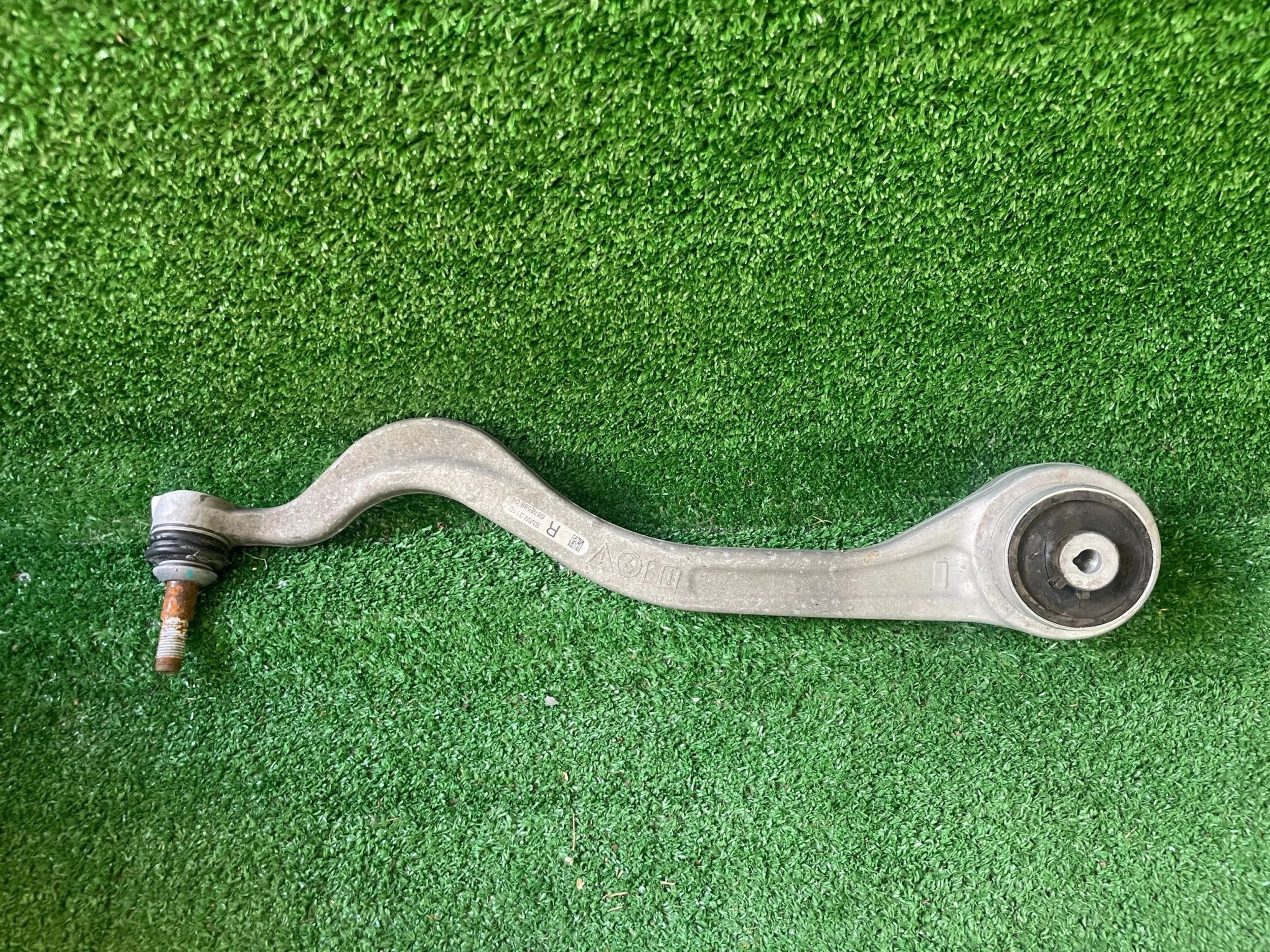 BMW arm right front 687858804