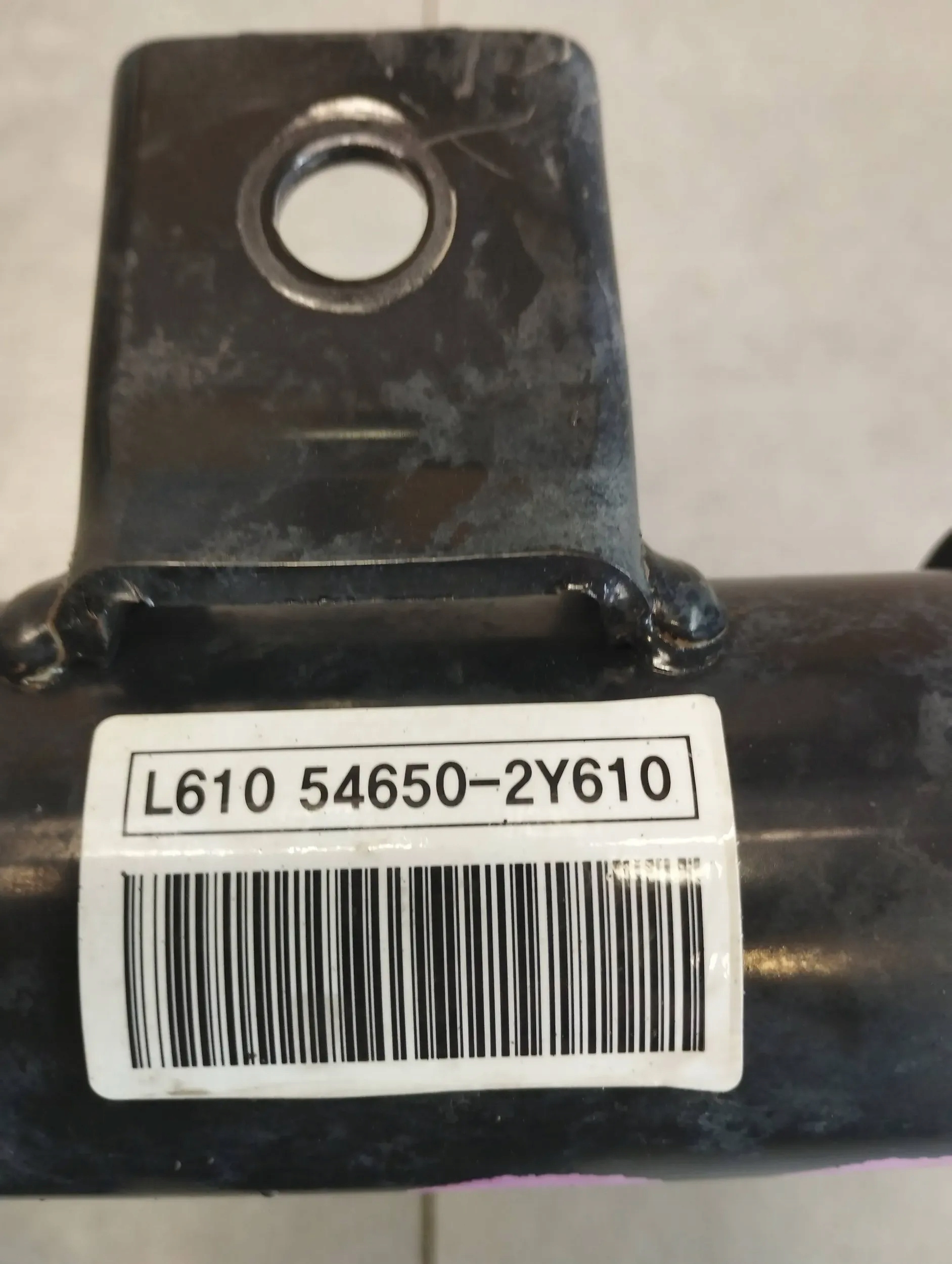 Hyundai ix35 1.7 CRDI shock absorber left front 54650-2Y610