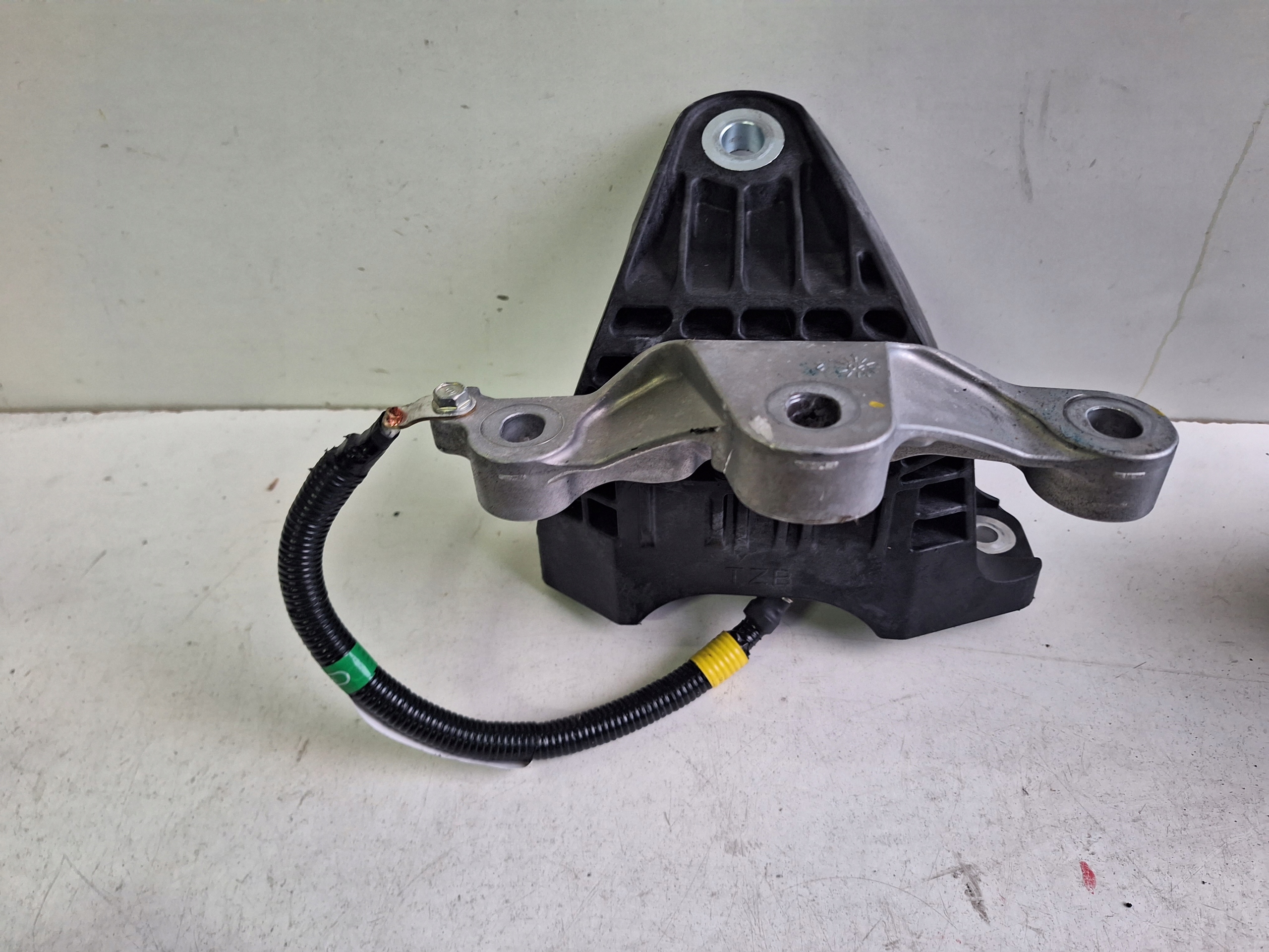 HONDA HR-V III e:HEV 22-> airbag engine mount gearboxes 1.5 and-MMD